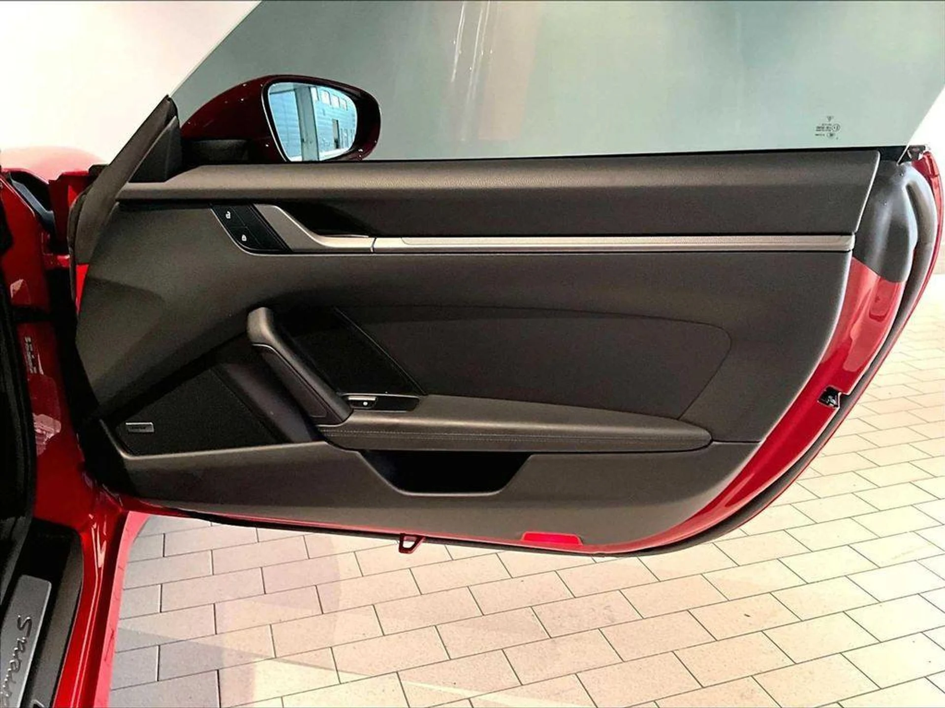 mph023_744848643_k_YWKI_Hv_Jecu7ijz01hz_MC_9_Ma_L_Io_a537097448