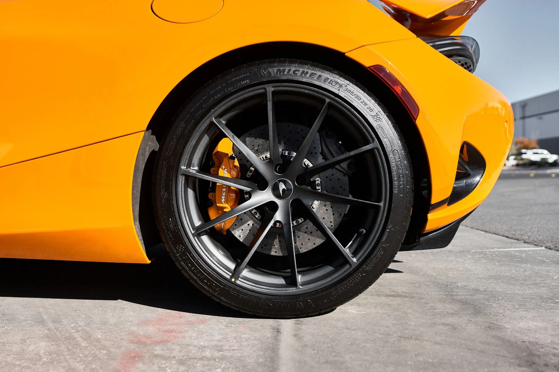 mph023_748415266_Used_2024_Mc_Laren_750_S_Spider_1761608902_42229fde2b