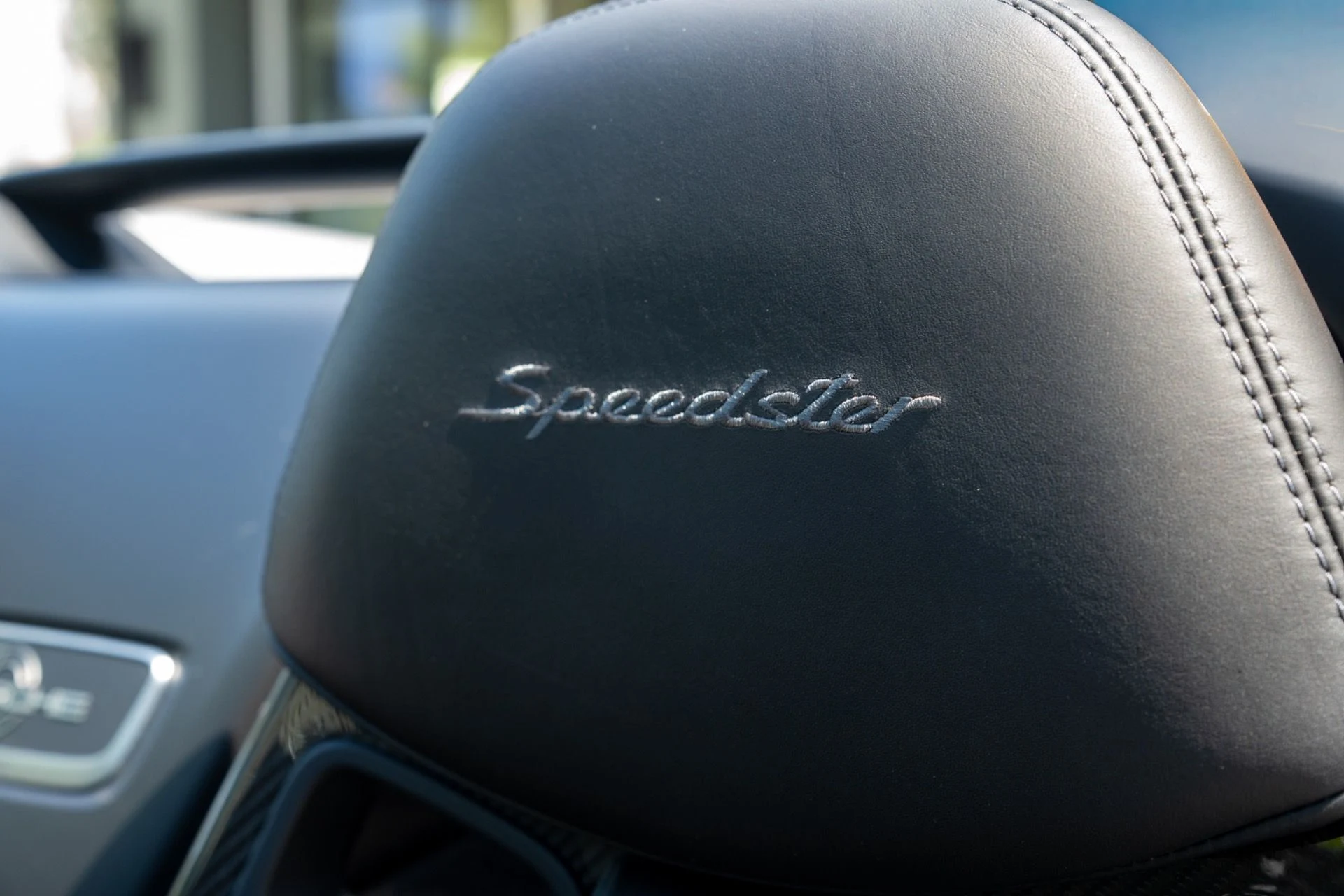 mph023_748933156_Used_2019_Porsche_911_Speedster_1781046593_04312958bb