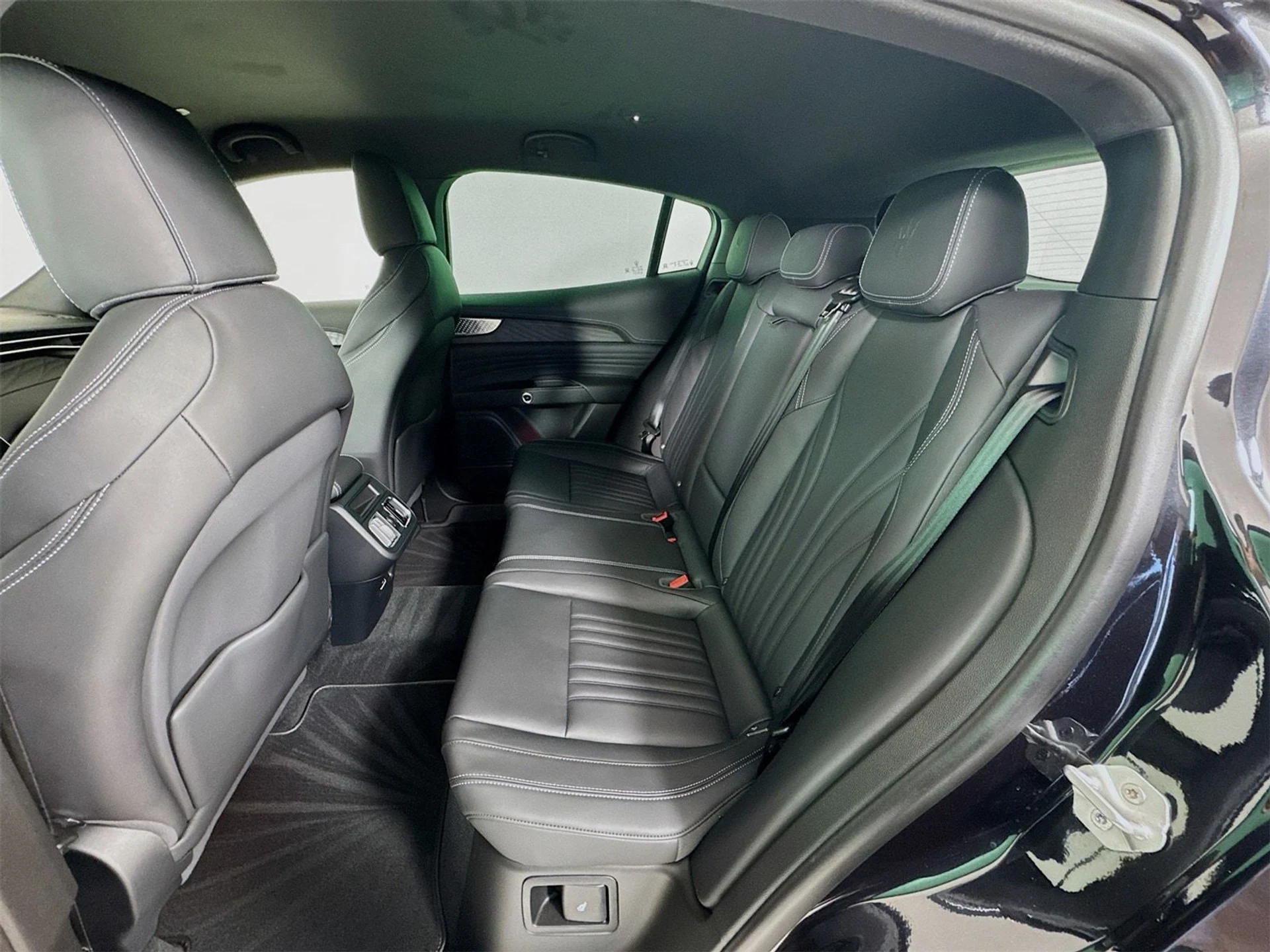 mph023_74924557_6f48546a6a4cfbfe7ab4ca0df5f534e4x_977d8a8bd1