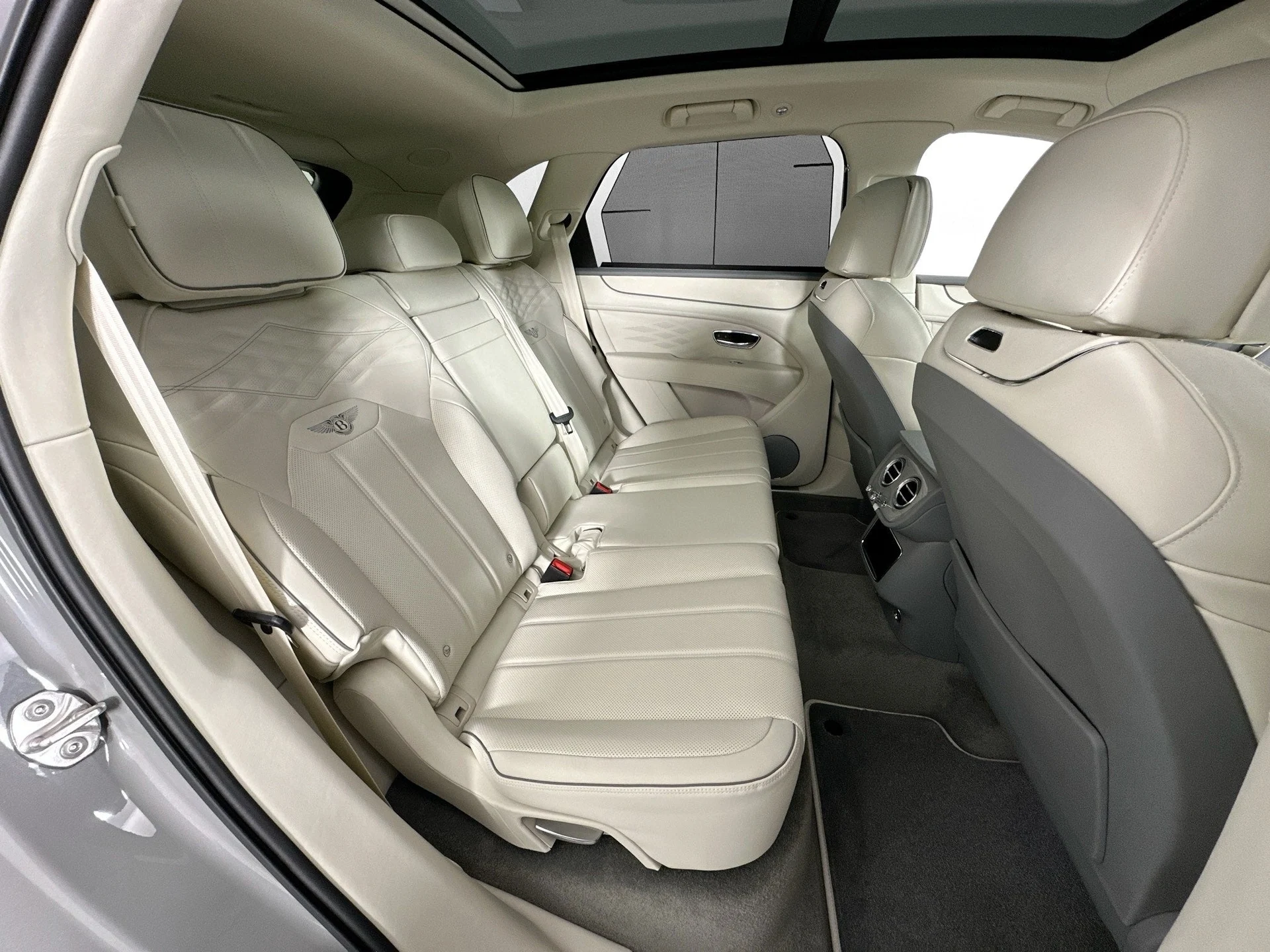 mph023_752022183_24_1824416d4e