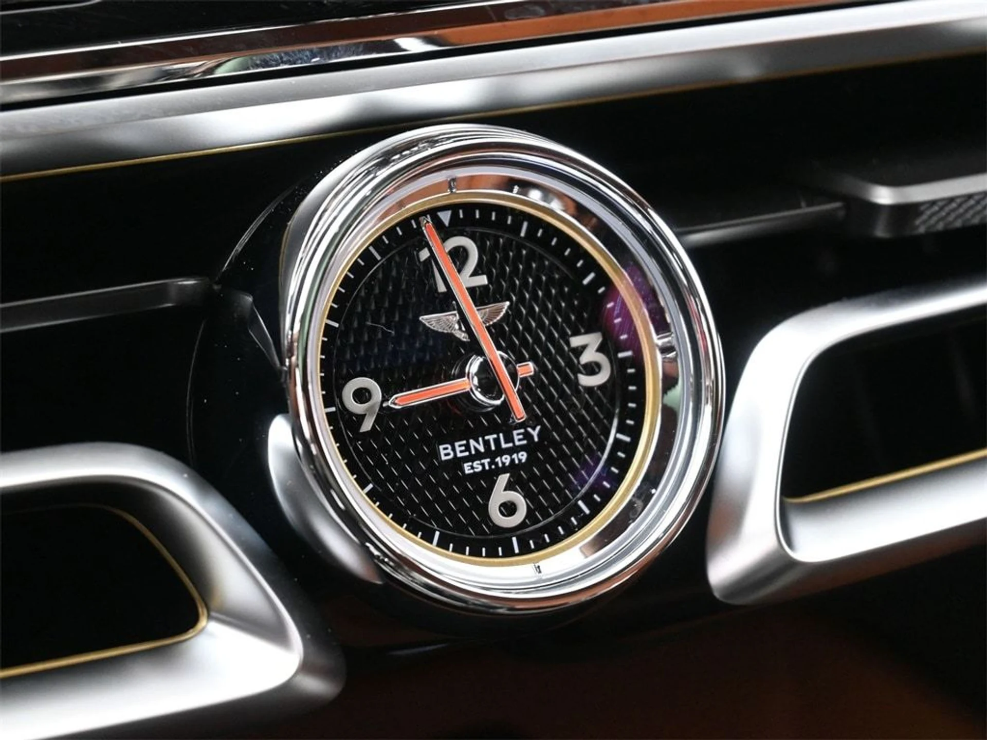 mph023_758487982_04f3beb182e9aa4213b310cdd16b52afx_466d0354ad