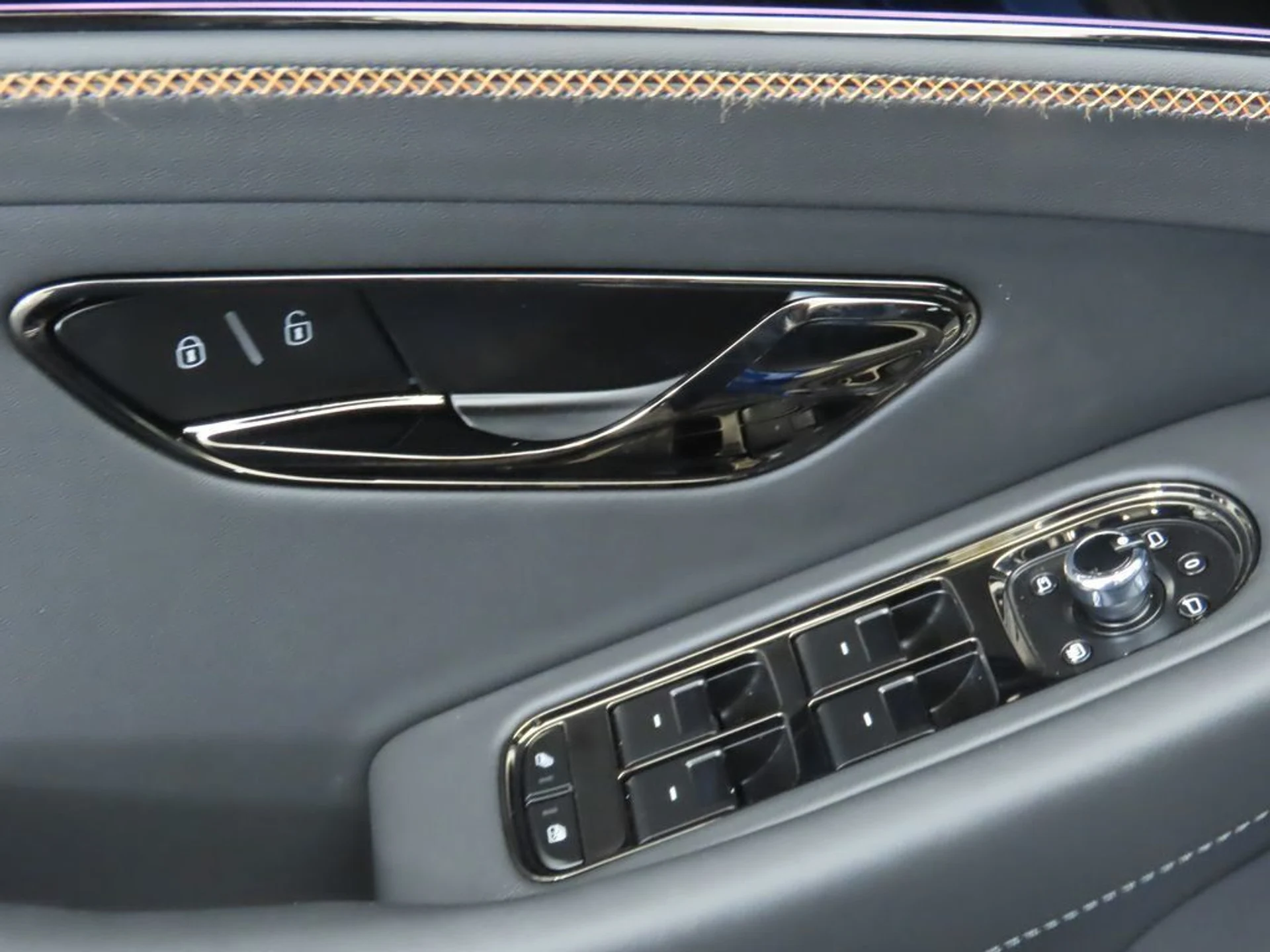 mph023_759248533_new_2026_bentley_continental_gt_8119_22914838_24_1024_35b43140e0