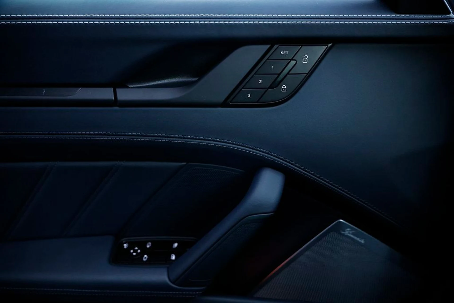 mph023_761659854_a66ce5c47561dee6f6bf357de9116bd4_48a26fe5a1