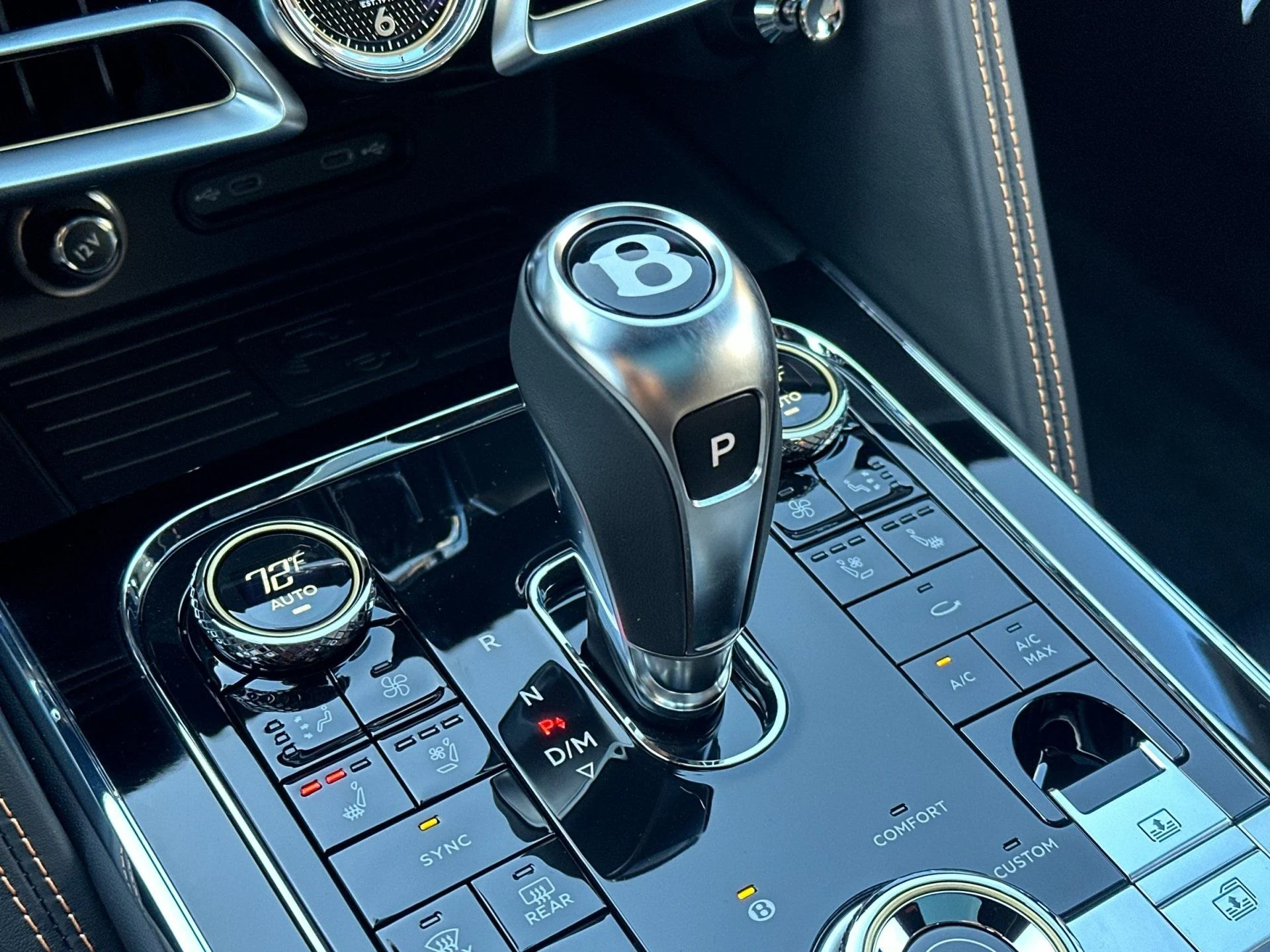 mph023_764766295_New_2026_Bentley_Flying_Spur_1771602780_1a86428e12