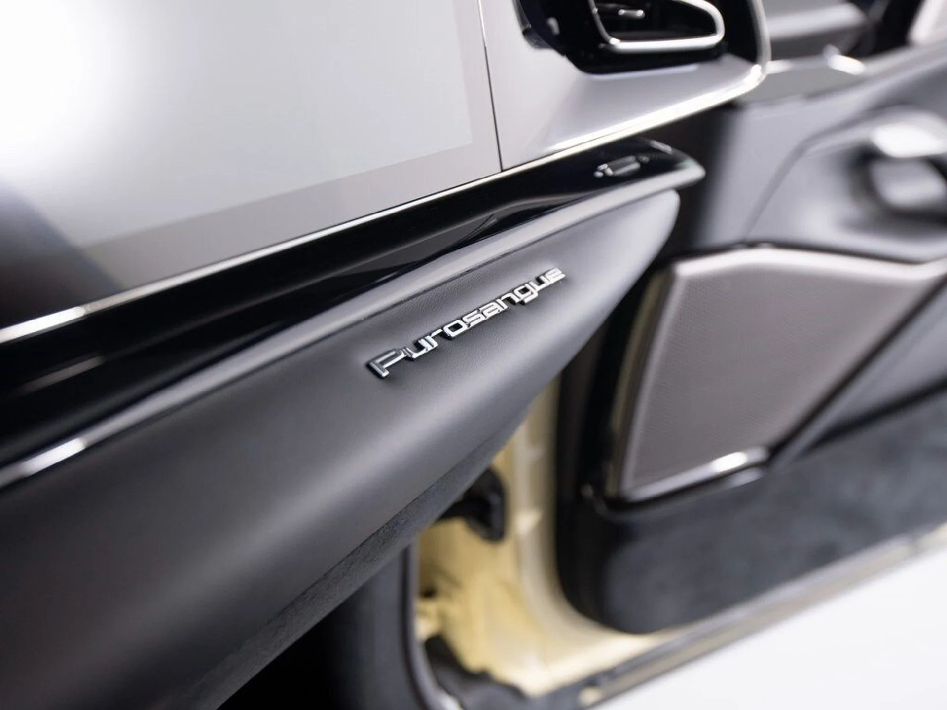 mph023_764840941_8d664777ae8501fa01e62d0362617d0ax_baceffb5c7