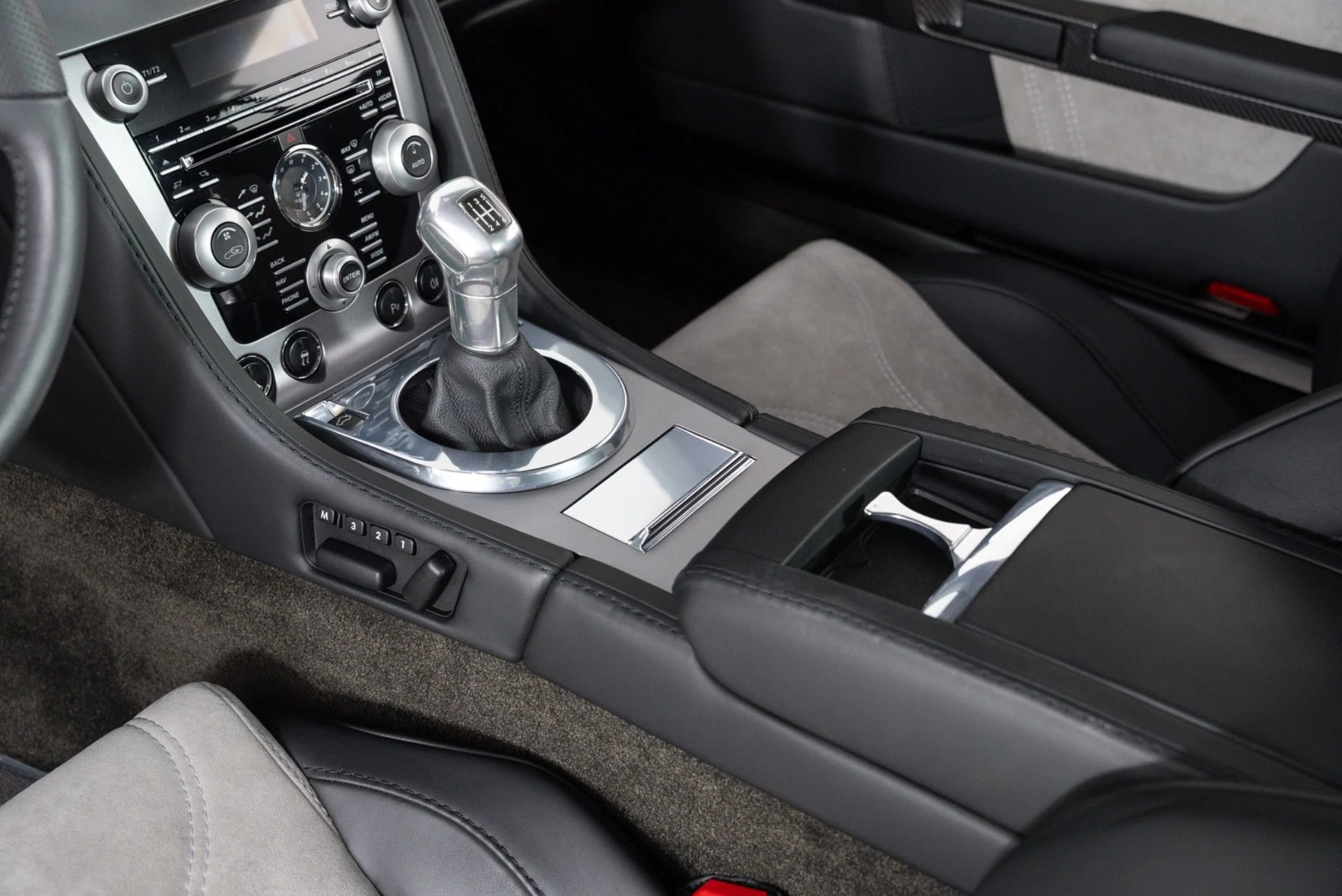mph023_770098129_Used_2009_Aston_Martin_DBS_V12_Manual_1782515507_5f1a9d16c3