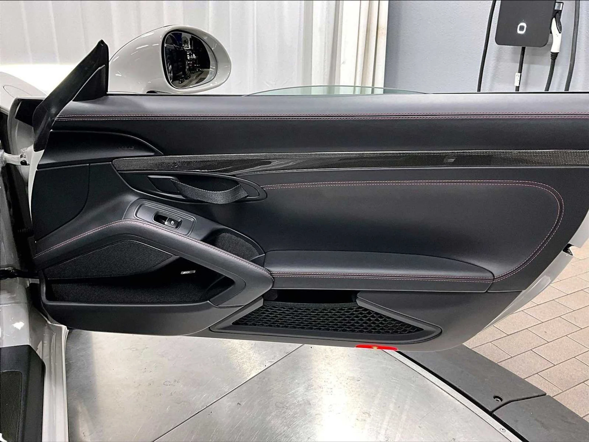 mph023_776824090_1b7565b9ce33b03bc674444ab38d3bfbx_aeac7a70b3