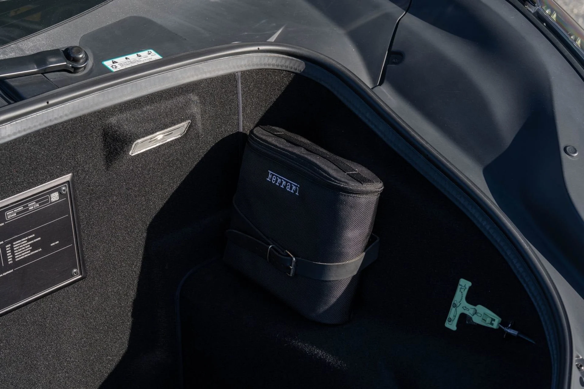 mph023_780165331_4bf4fb2fd7d9480ca4a39118d6afc6ac_341a0039f7