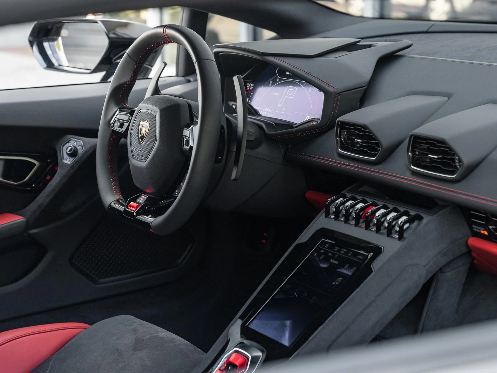 mph023_787774065_Used_2024_Lamborghini_Huracan_Tecnica_1766091975_506119c3c6