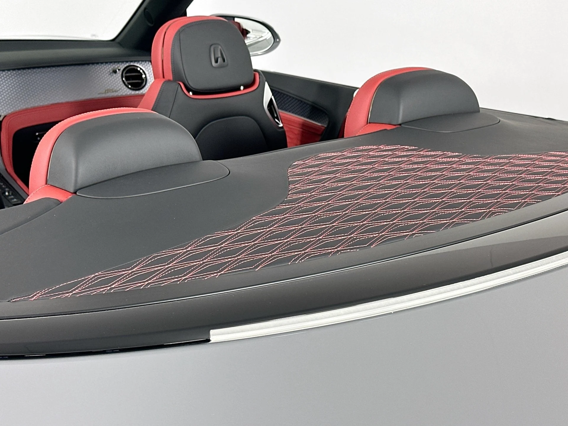 mph023_802683585_24_68de38d6a2