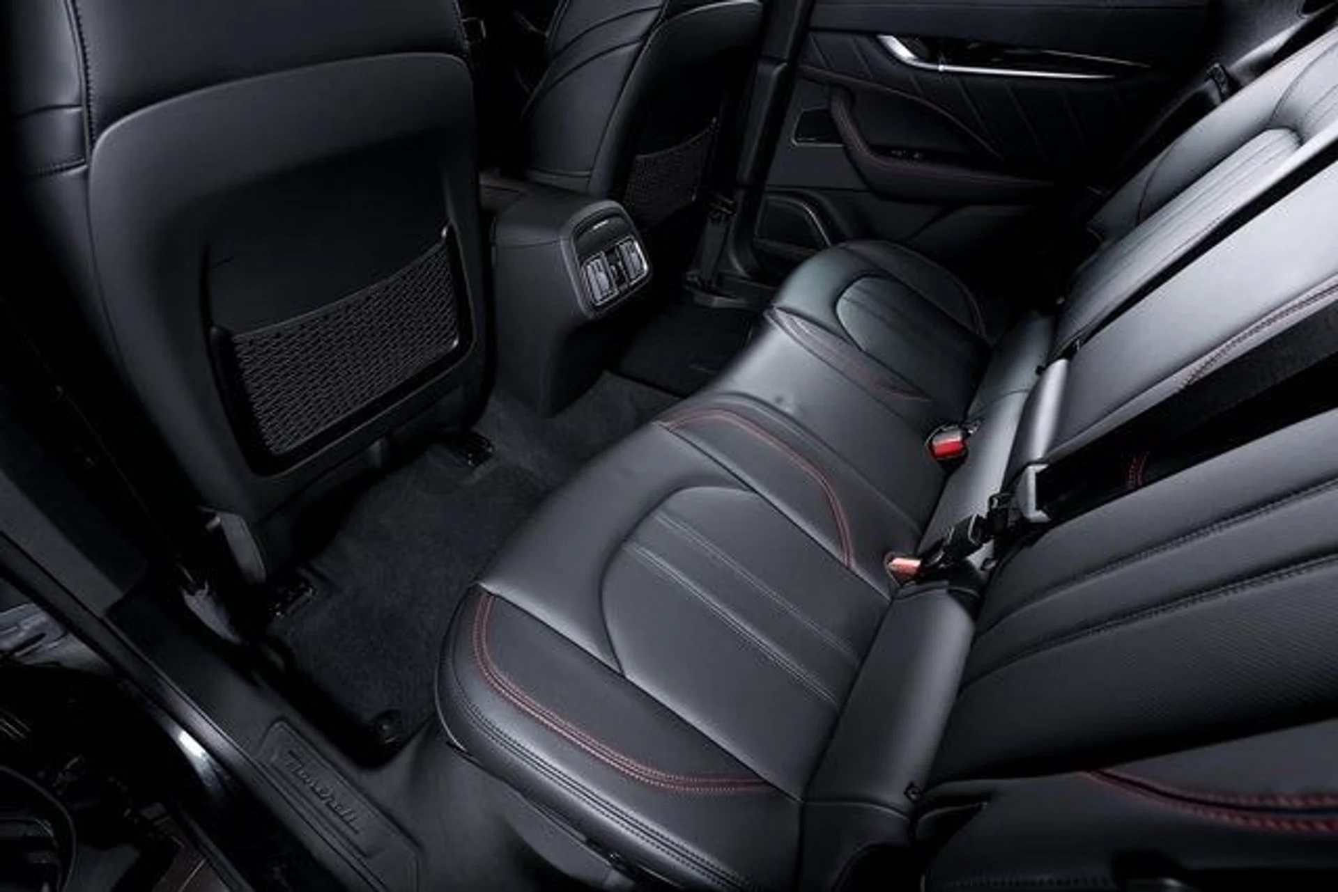 mph023_810296752_5ecbc5cc5a68cff507b95ee3570dd9bex_9c6ffb0b63