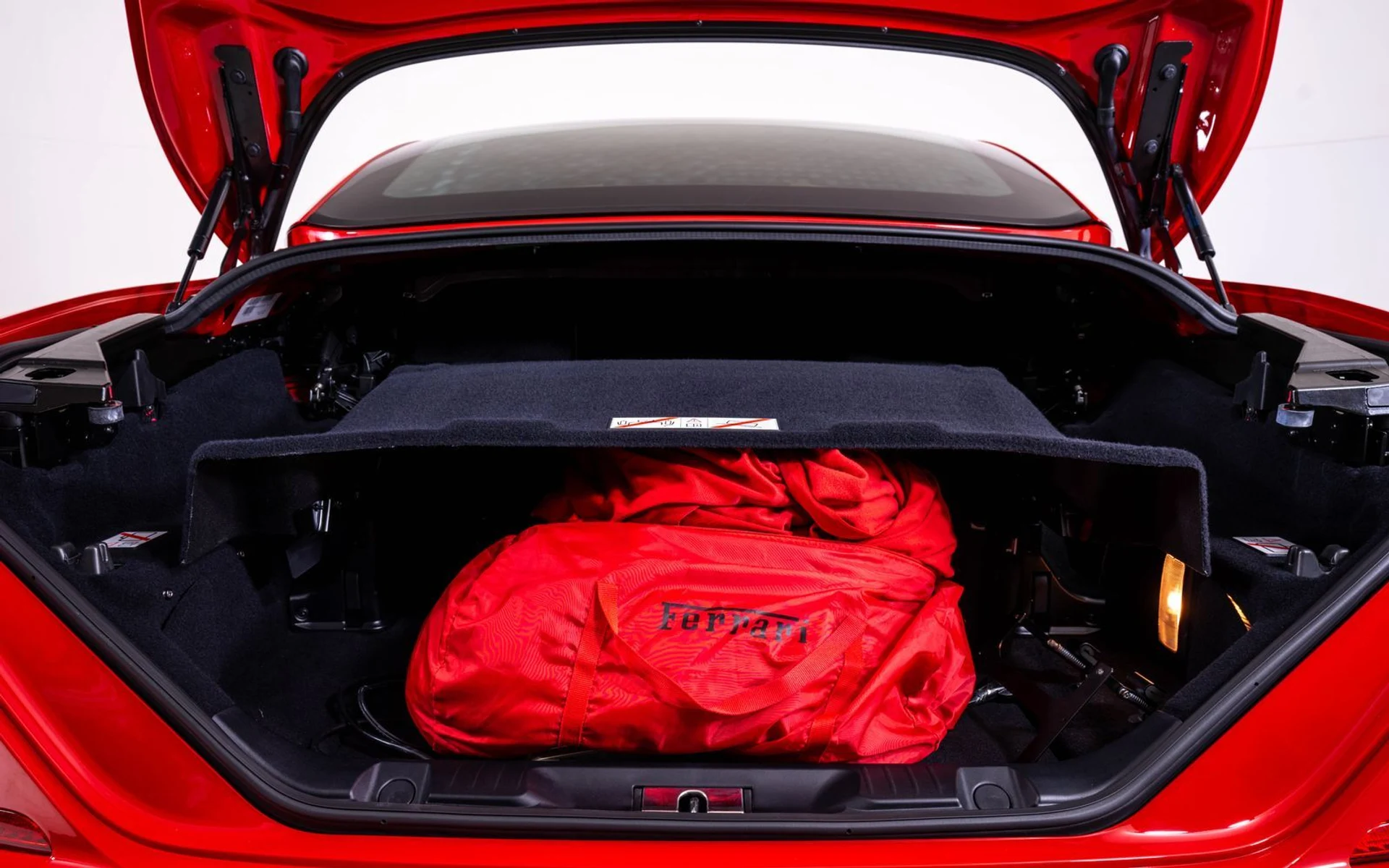 mph023_813958014_4e3e648655ae6761829df907a044aafex_e76bc9d351