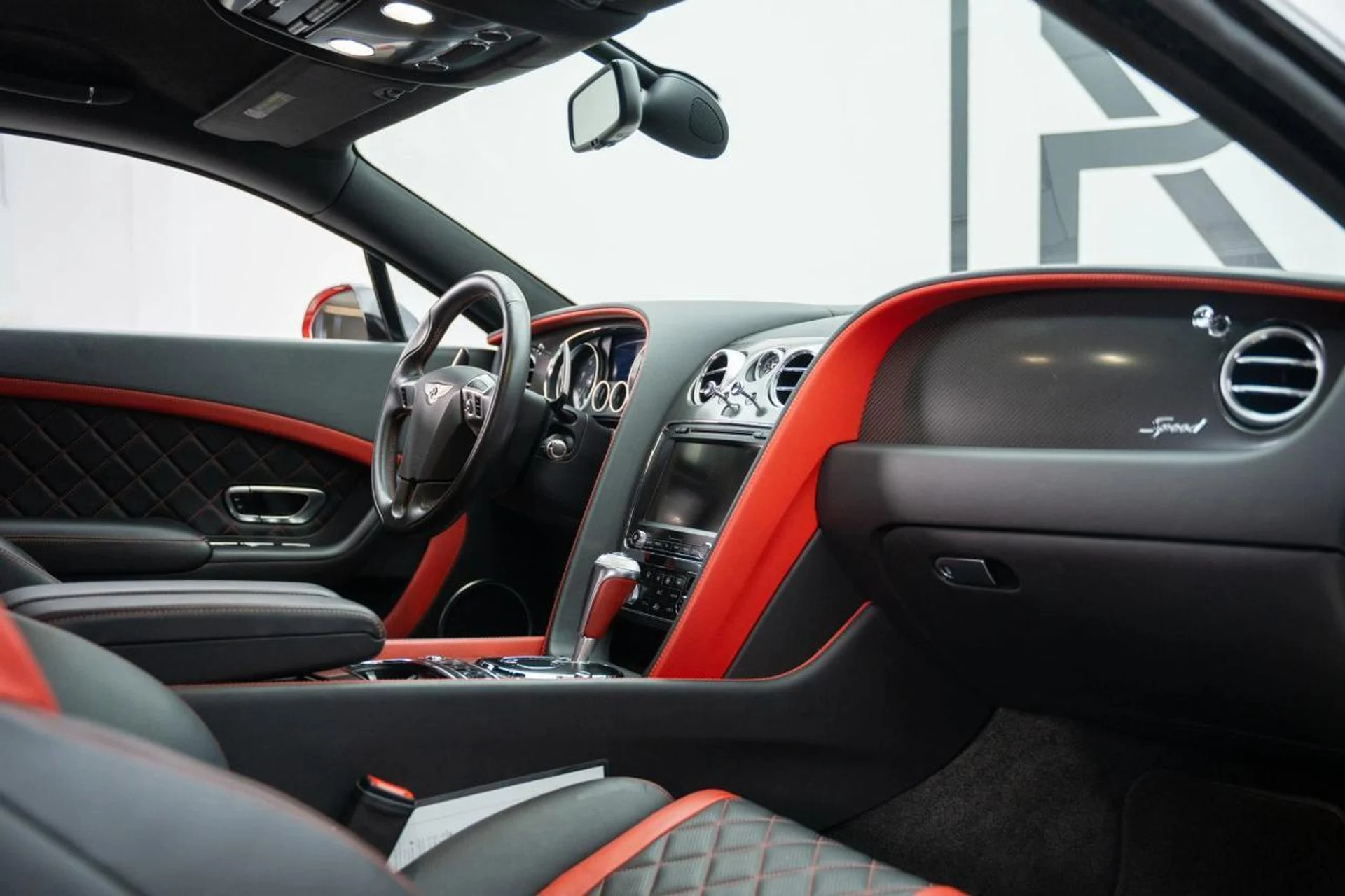 mph023_815675721_39659168a9135d28ab22f3f6da4e69d9_f1e67a2905