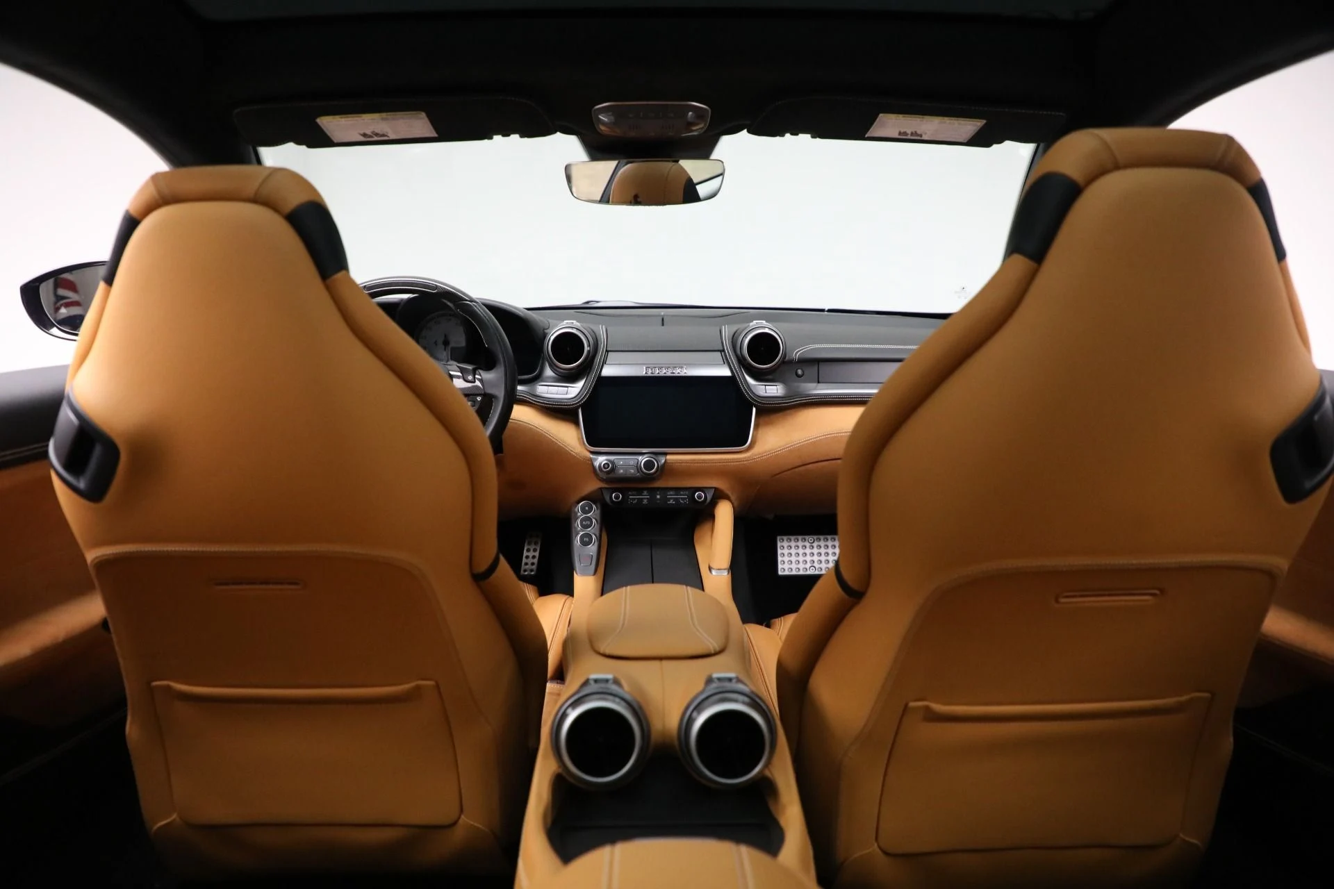 mph023_816262060_Used_2020_Ferrari_GTC_4_Lusso_1764032069_44c441efcf