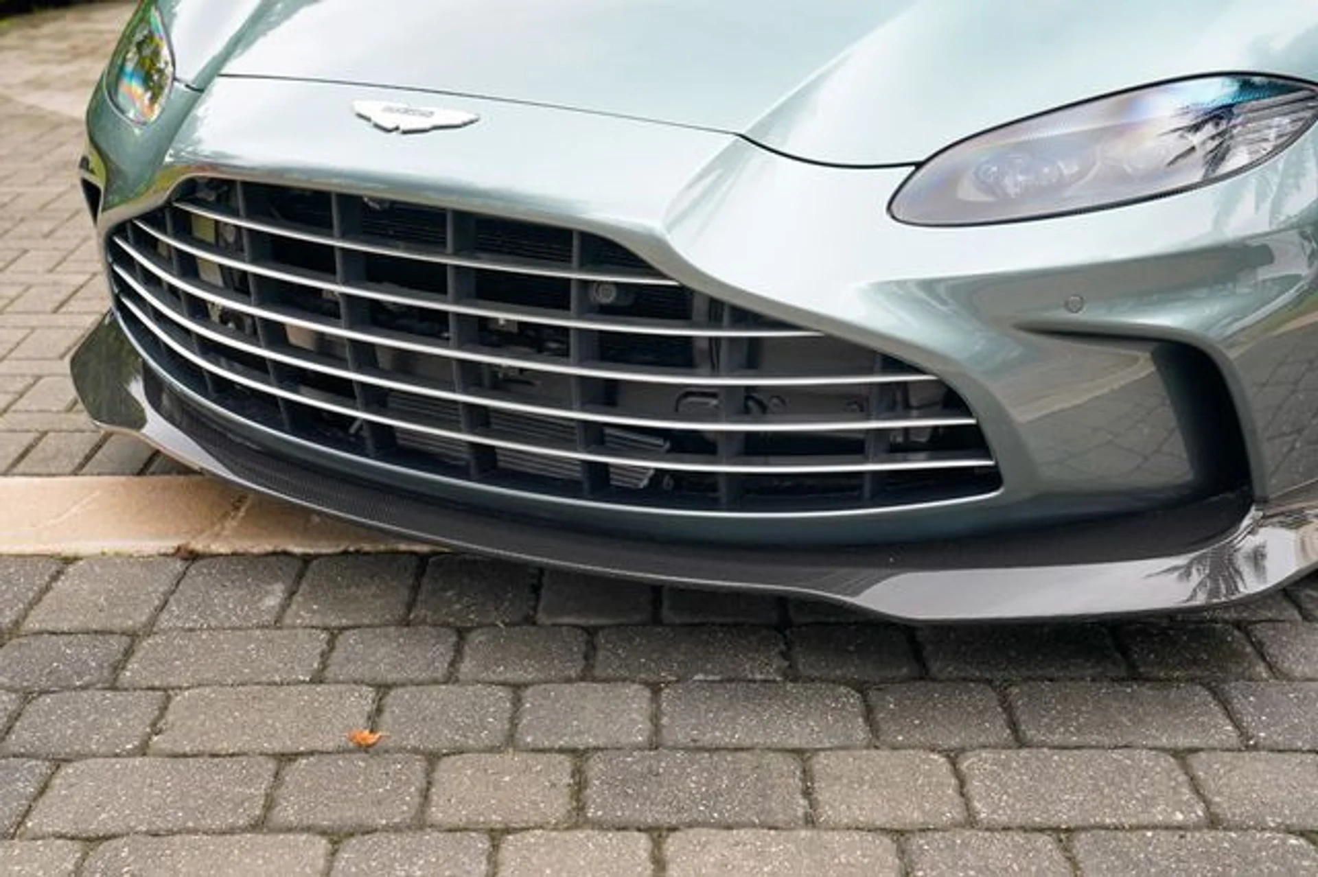 mph023_828797015_22938048_24_6ae818b2c2