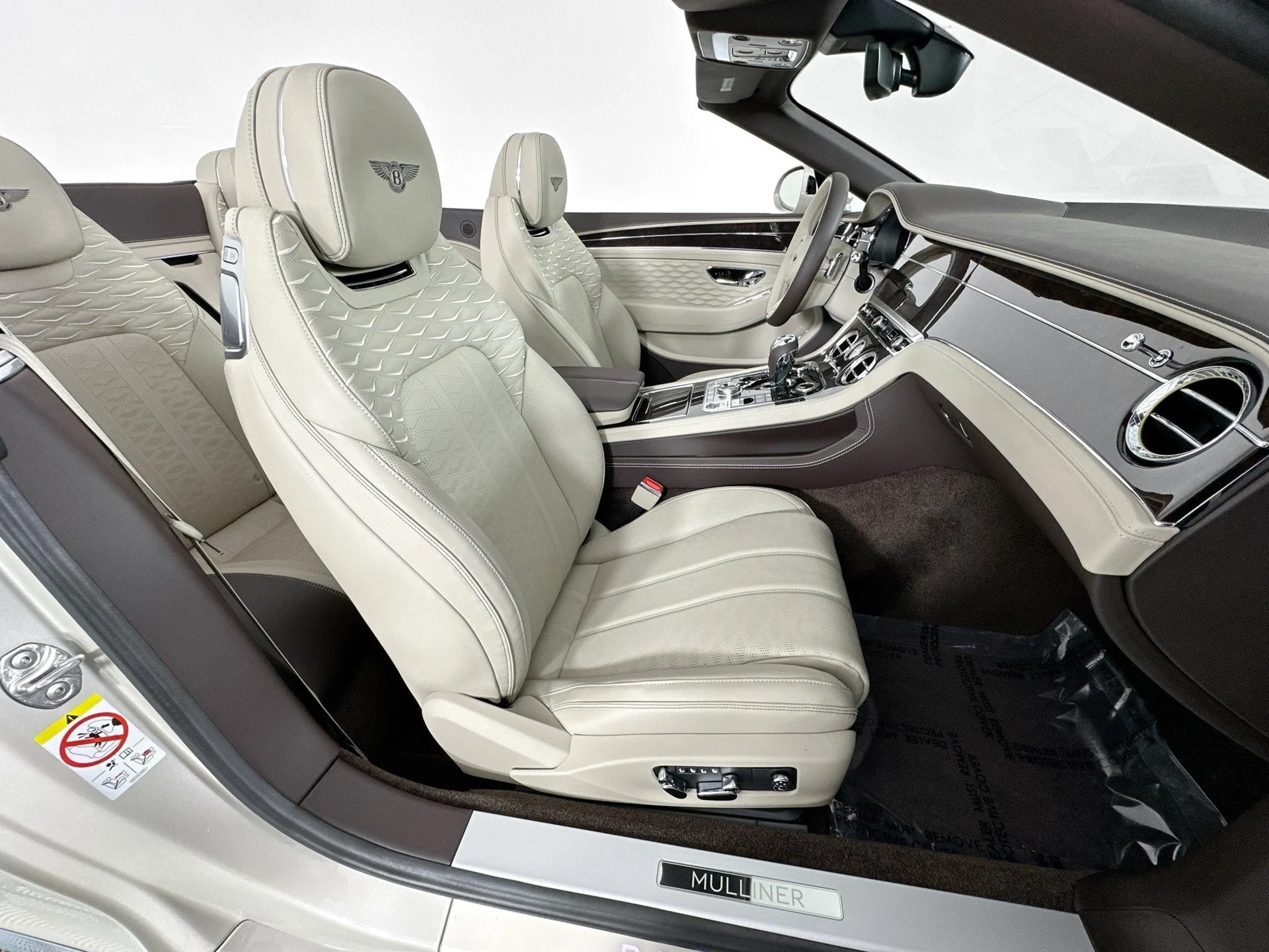 mph023_830995850_24_cc7e5eac67