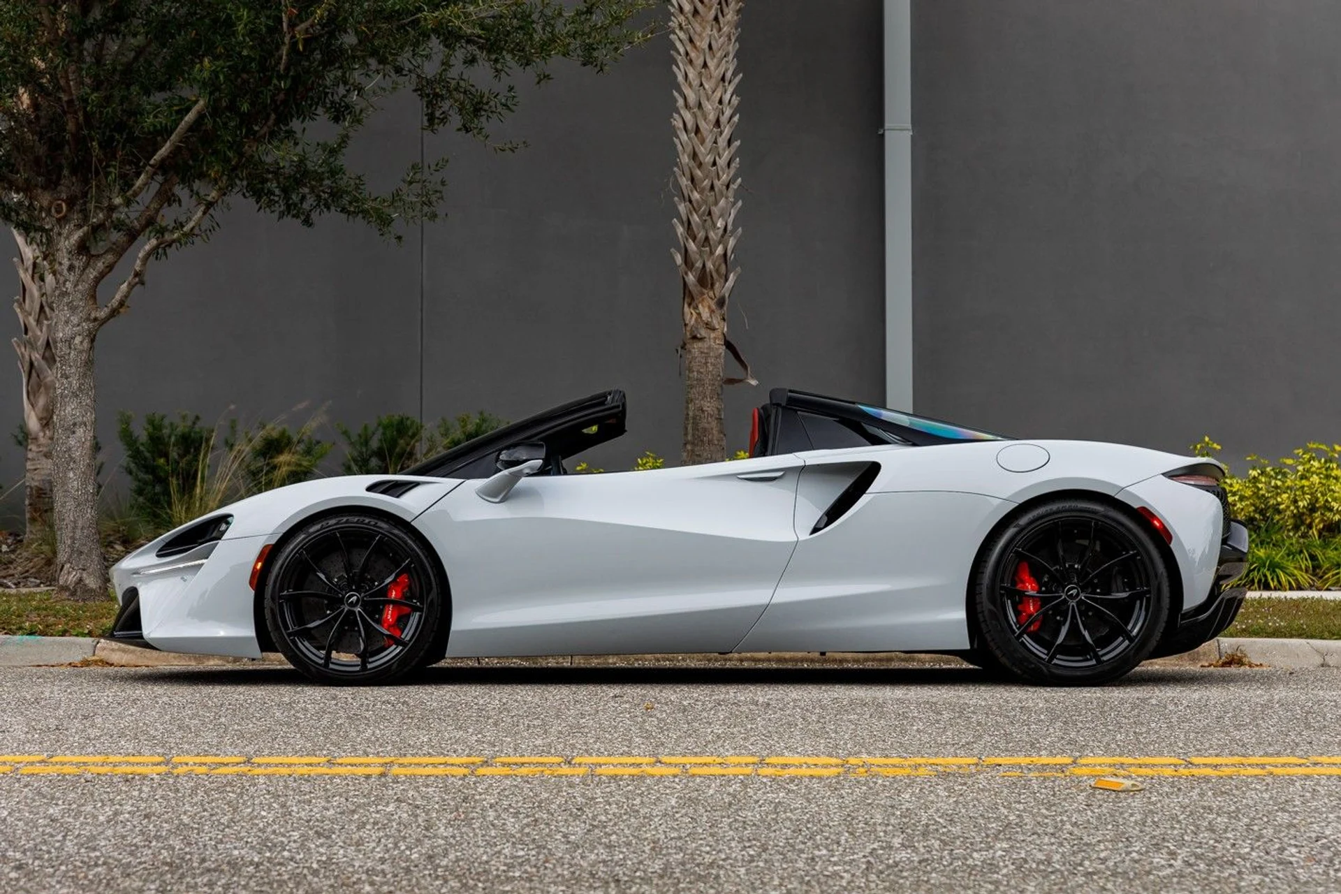 mph023_833401617_446_p24_l_1be89dd6fd