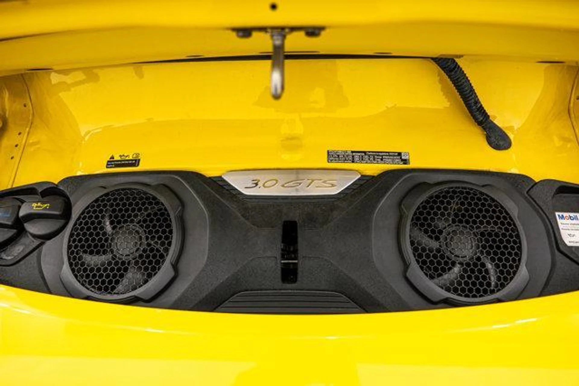 mph023_844188755_Ze_YE_Xqrvqg_P6_Rwsf_TF_Wtluhls4_4b65efca36