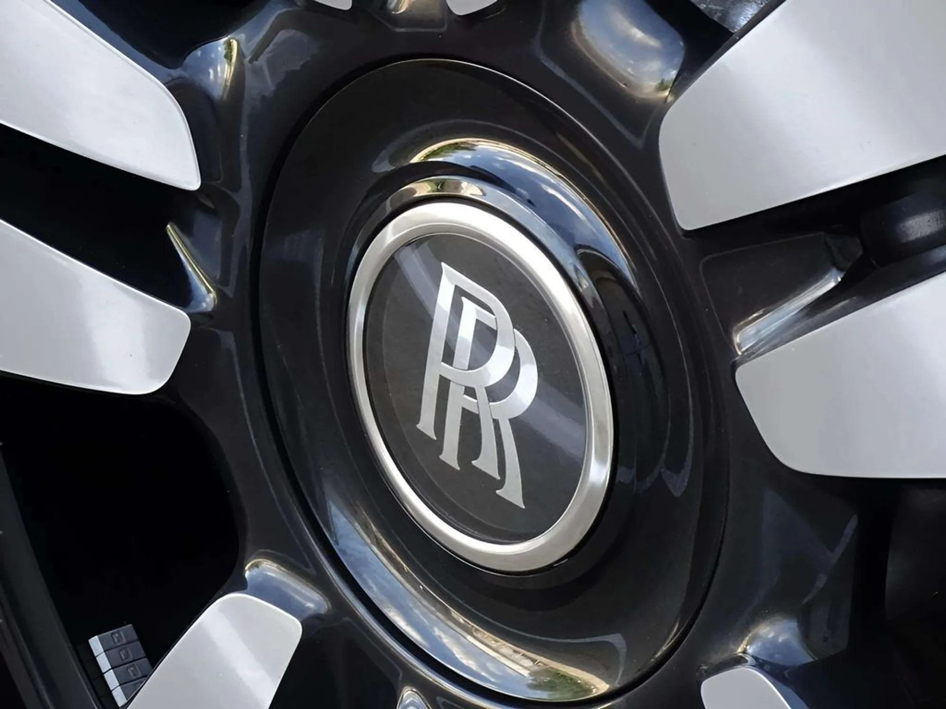 mph023_854210298_62cf69d97a4b6835abb57a0f783e81b9x_2aa3d512b3