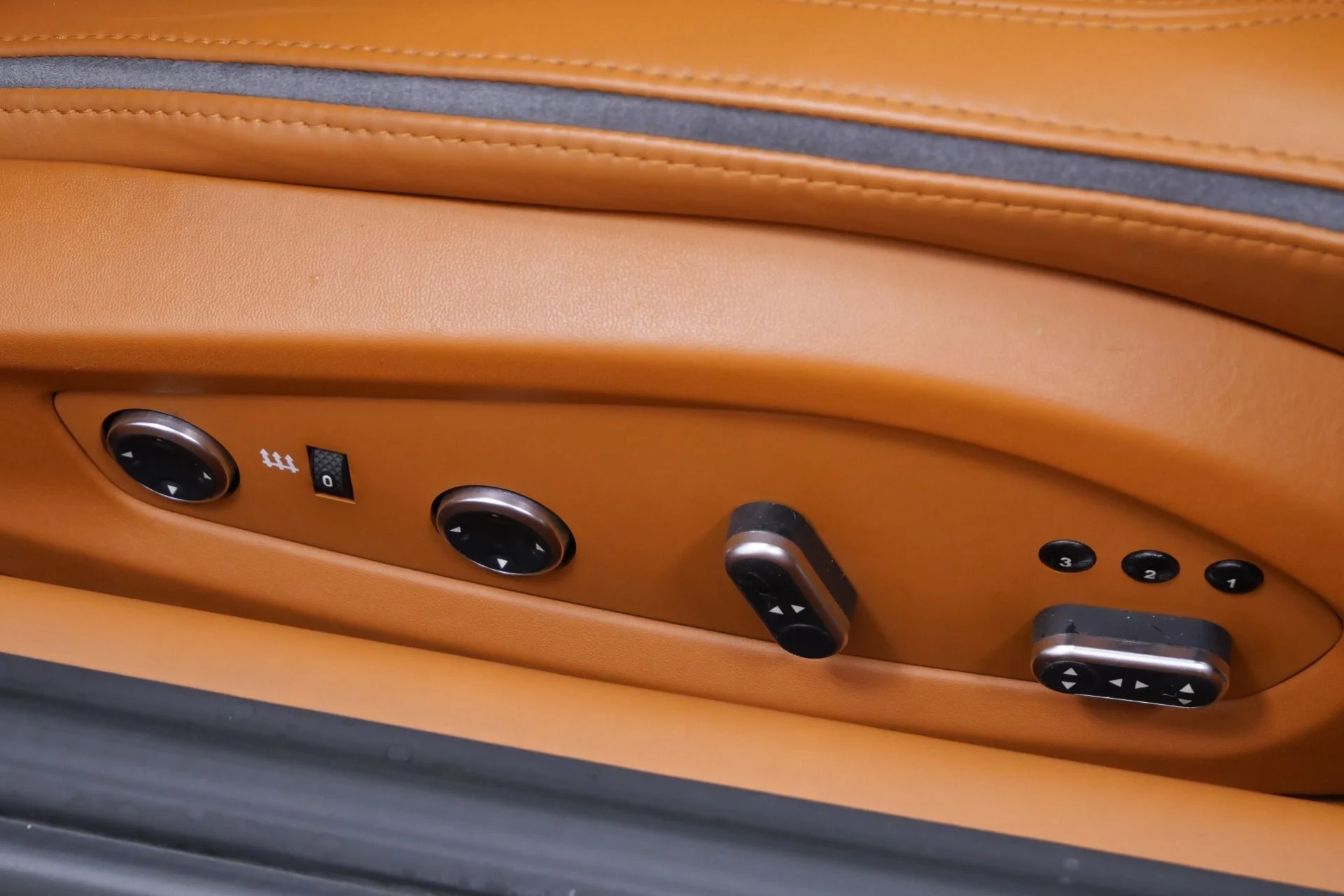 mph023_856348822_Used_2014_Ferrari_FF_1760547739_950c5b421b