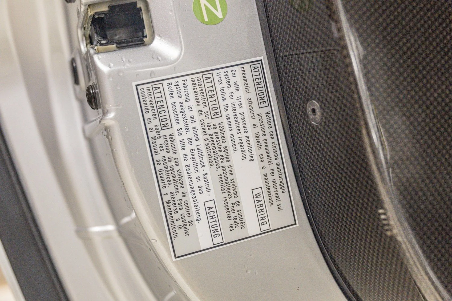 mph023_857520061_0ddc0e49351e43068884341c4b69b02f_d080464075