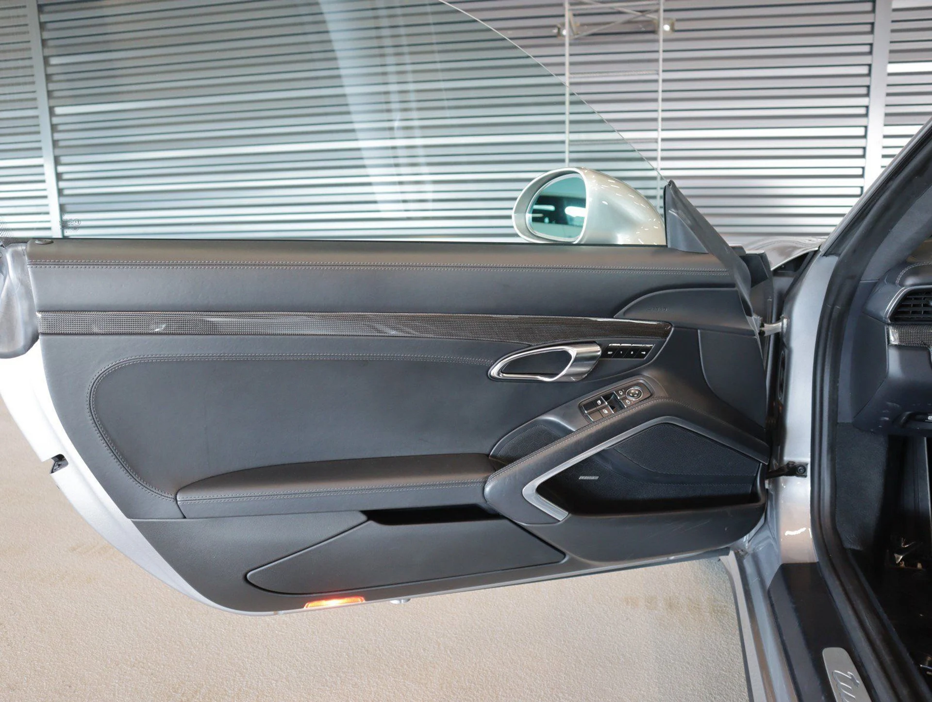 mph023_870776307_20c46c5cb2c6b88325eadda3d7105af8_90e18f9f1c