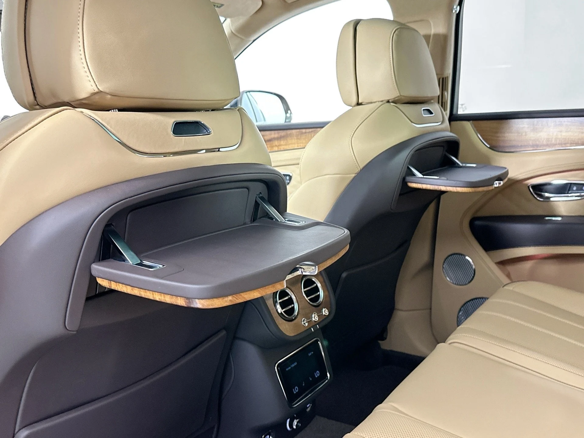 mph023_871875285_24_3cc251f4fe