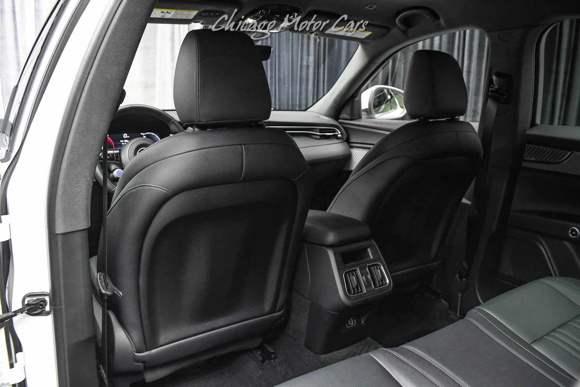 mph023_872757463_13156_p24_l_66a0f1b26f