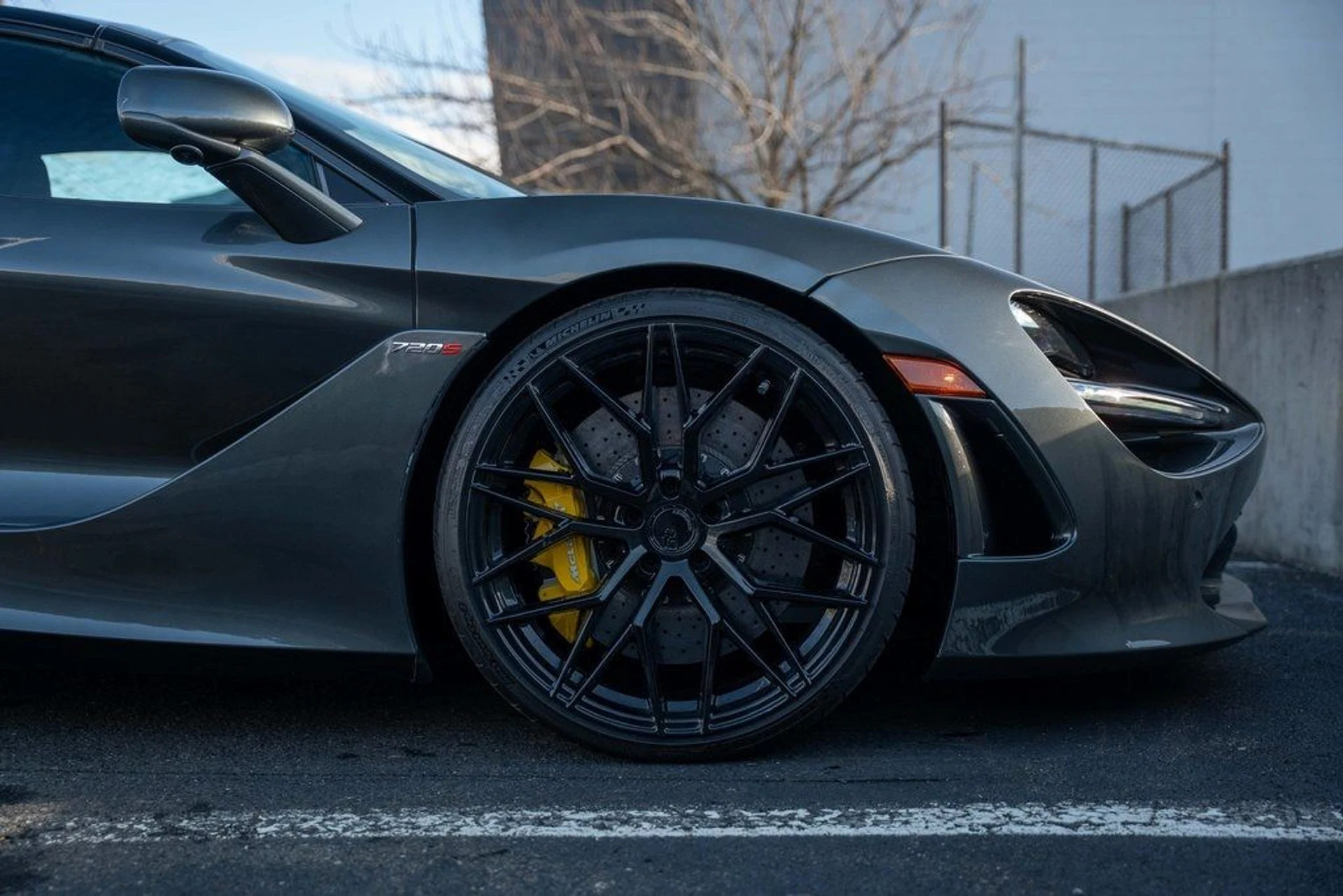 mph023_875456217_image_25_5c5462956d