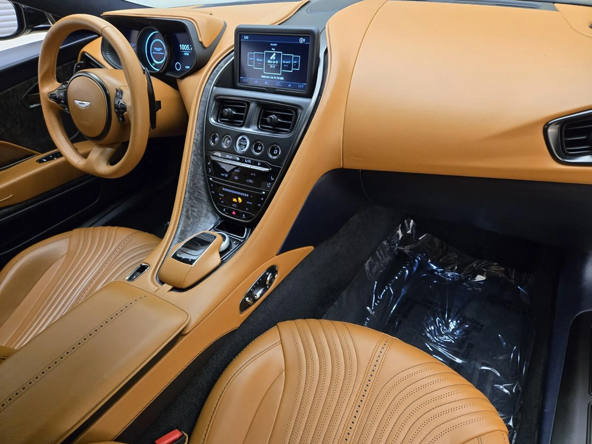 mph023_875969620_Used_2021_Aston_Martin_DB_11_1764057879_afb2a894d7