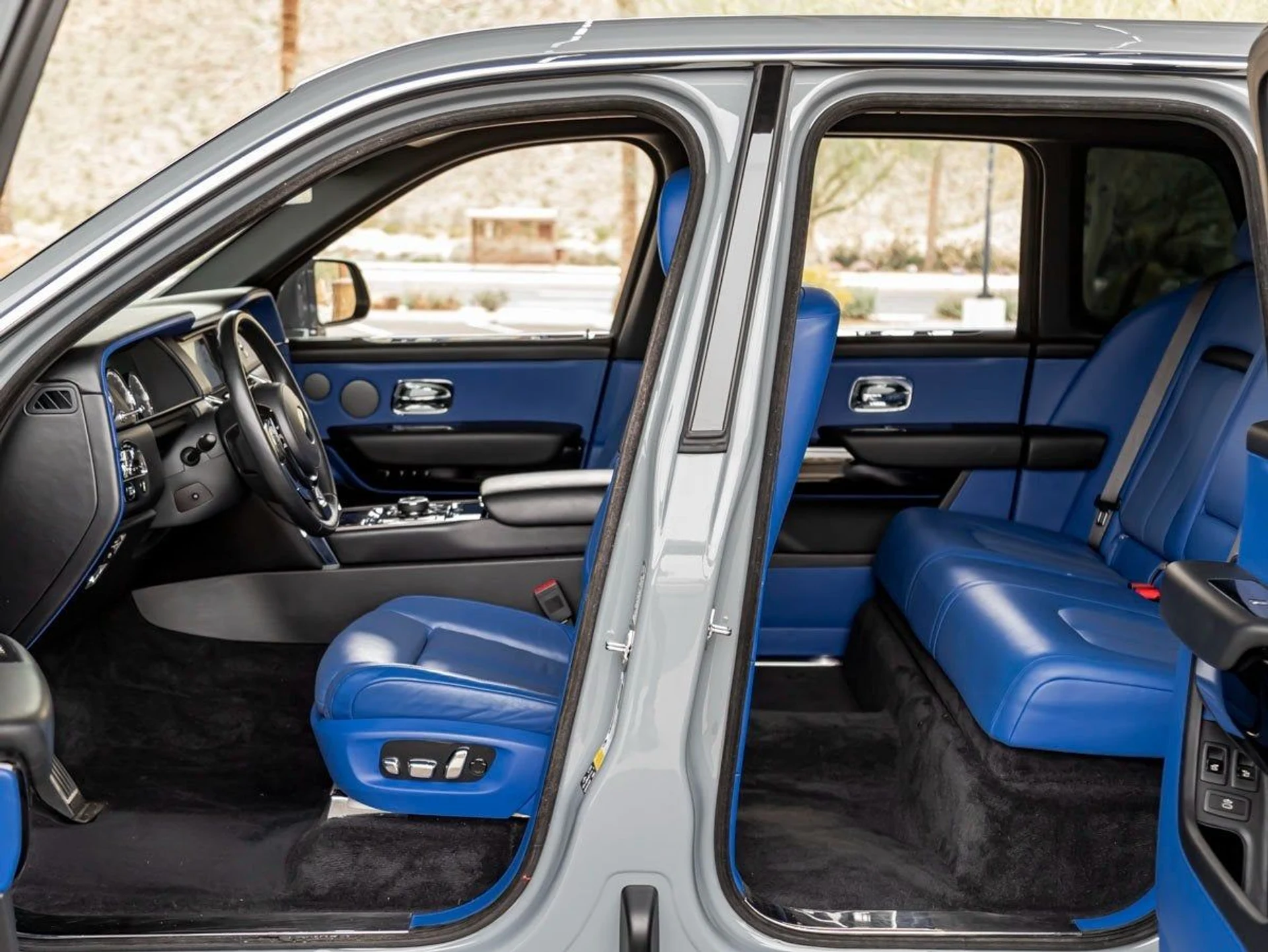 mph023_884137068_24_6fff2de519