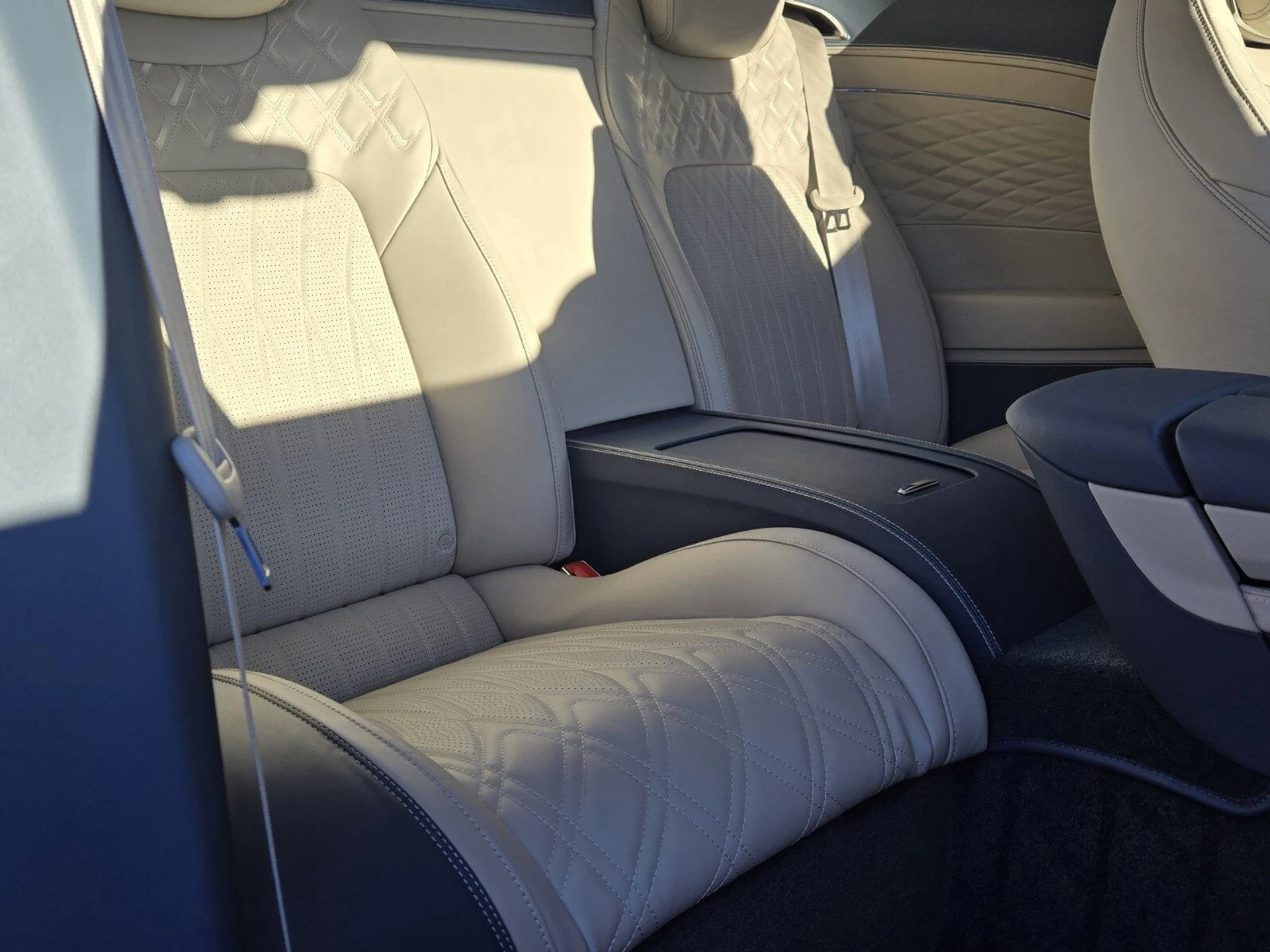 mph023_884195119_0e5c793a8c4f64dd3614f08fab34f88bx_faa619911d