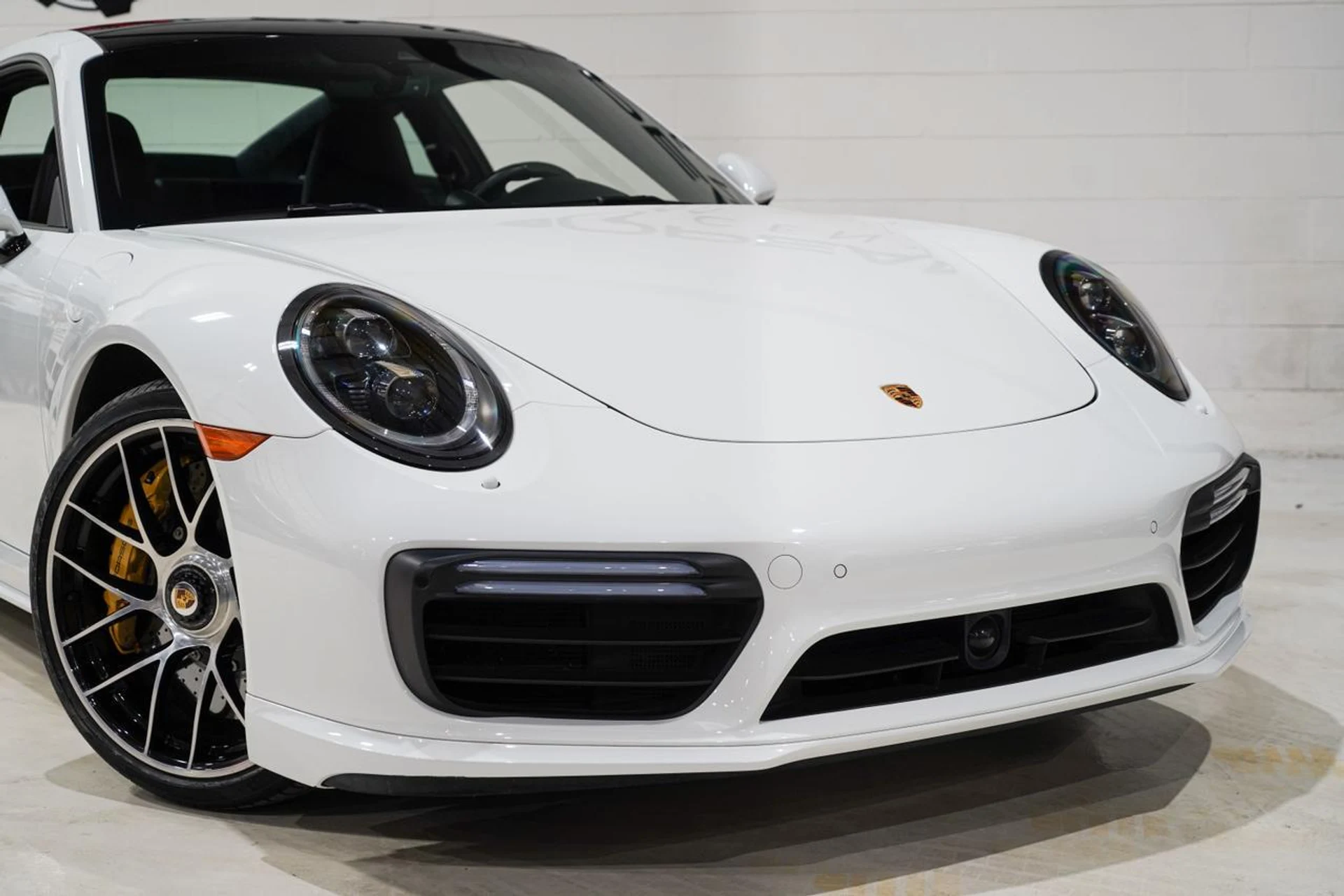 mph023_888645613_df9b5f8a8bc39cdecd68cb3e6e2920a0_e33a273ace