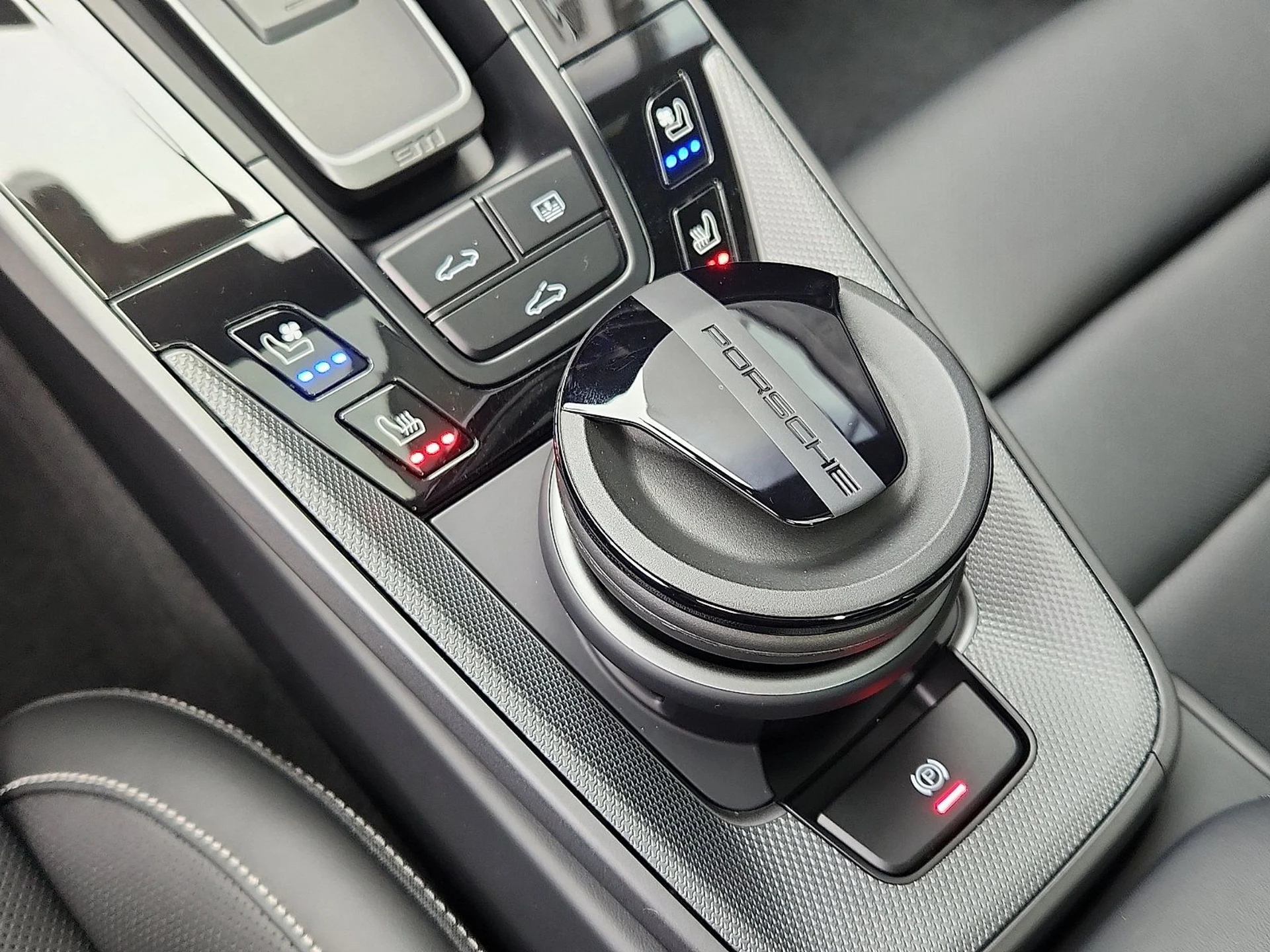 mph023_890393338_37b5706275cefd3e86ccb47d0e54c260_12ad6997c0