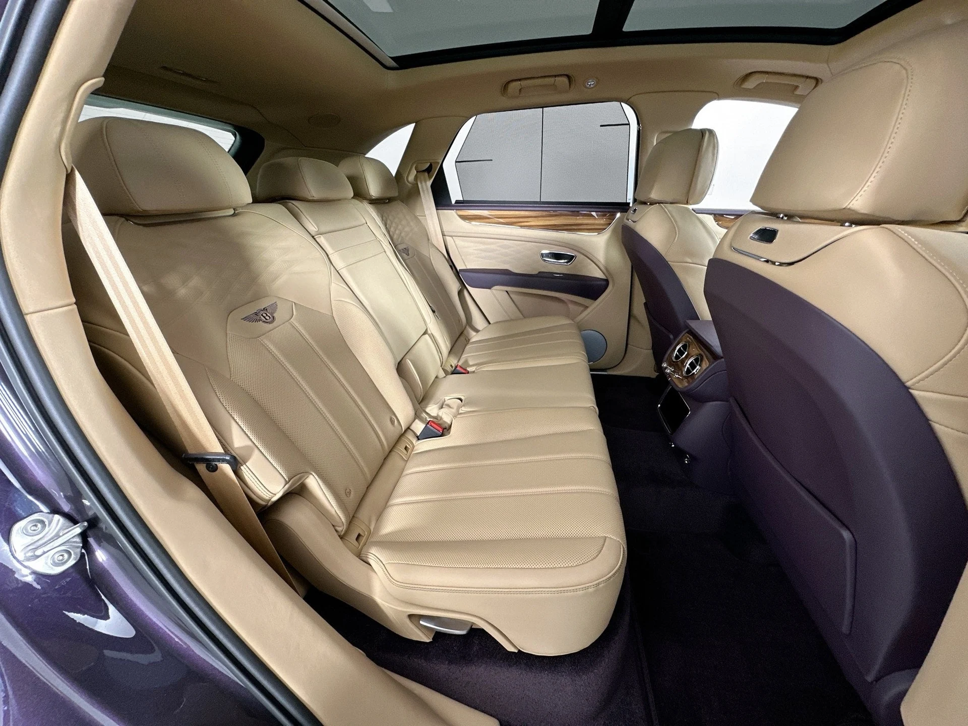 mph023_894782594_24_ffef249a7c