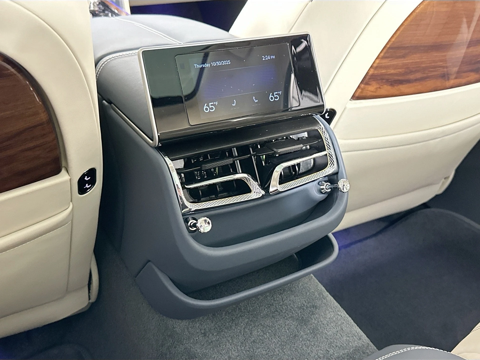 mph023_903522895_24_afb0371dc4