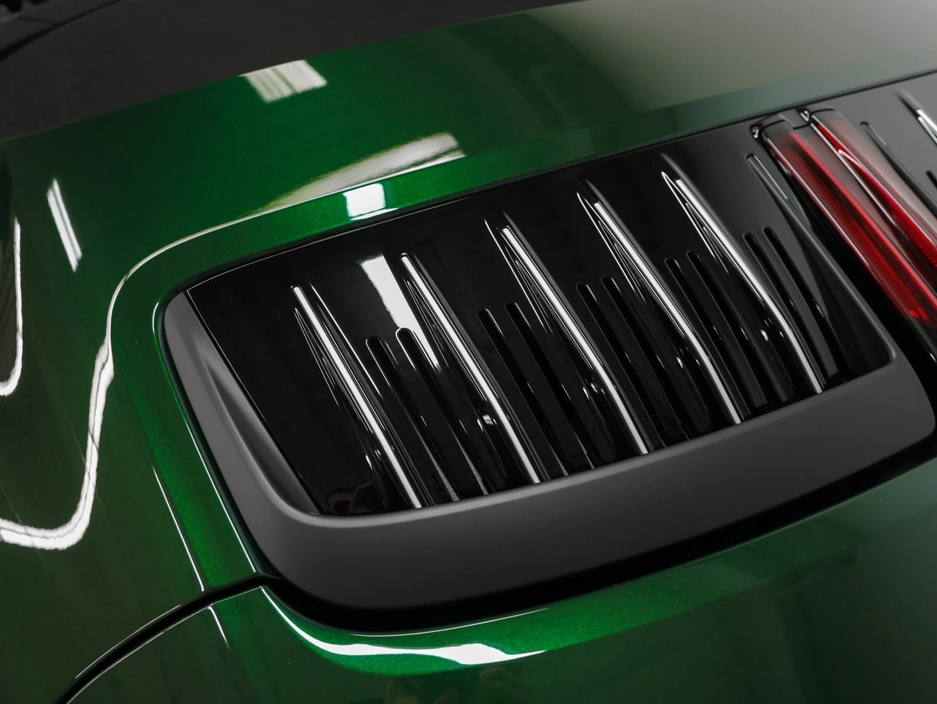 mph023_903573576_24_f7b8d3d260