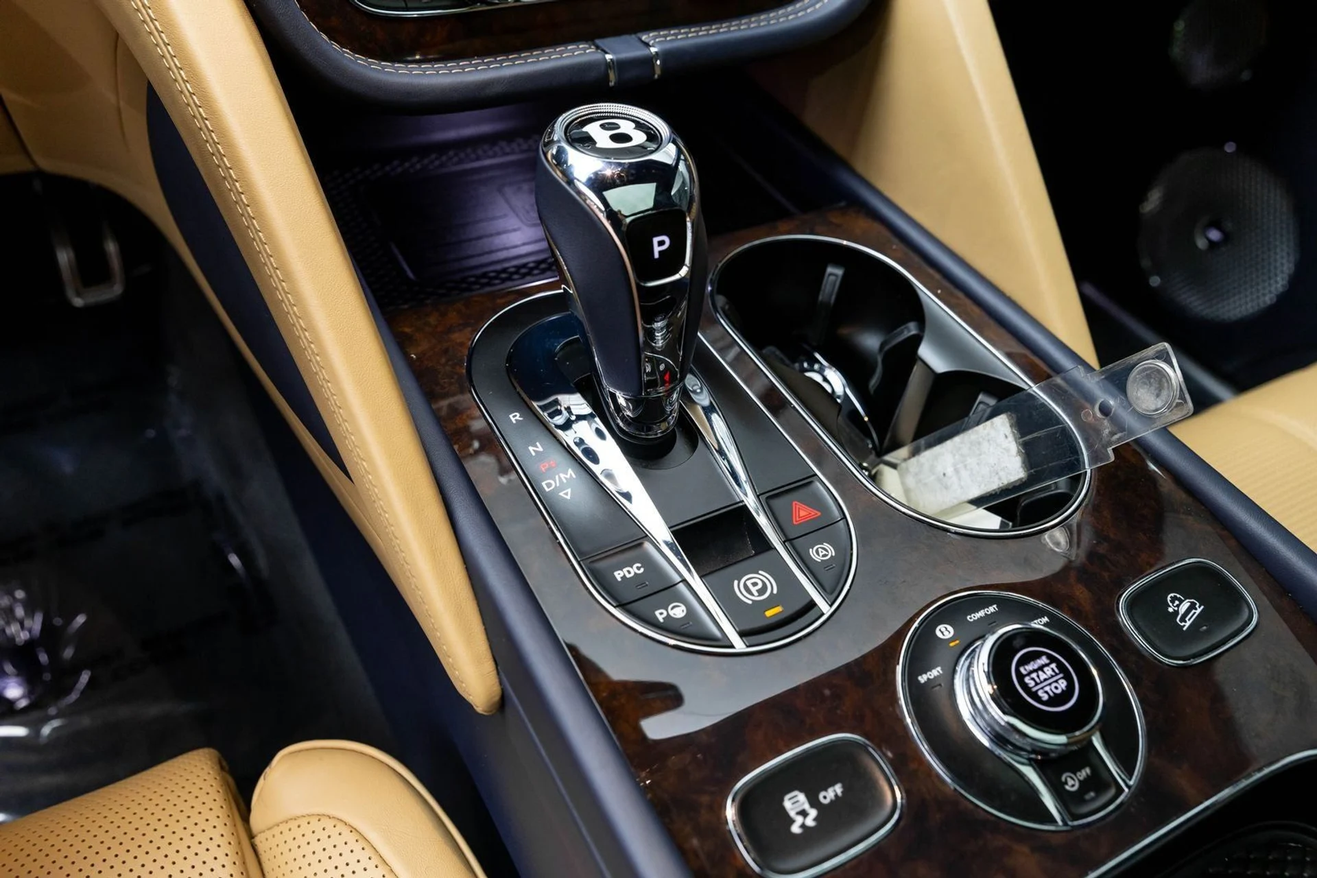 mph023_909778333_24_e3aeae099a