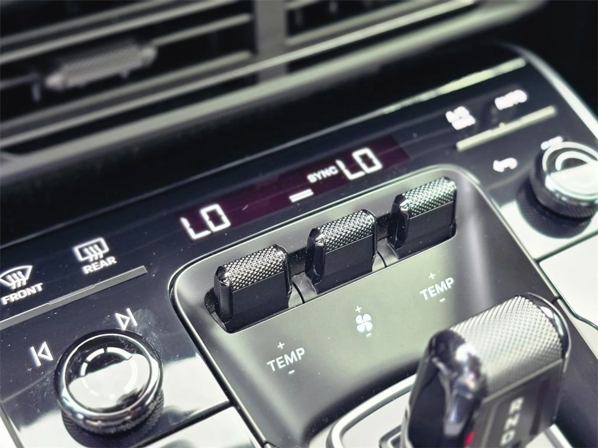 mph023_911699526_dd366a106a5f55017878580fe25f4f36_8921f2b32b