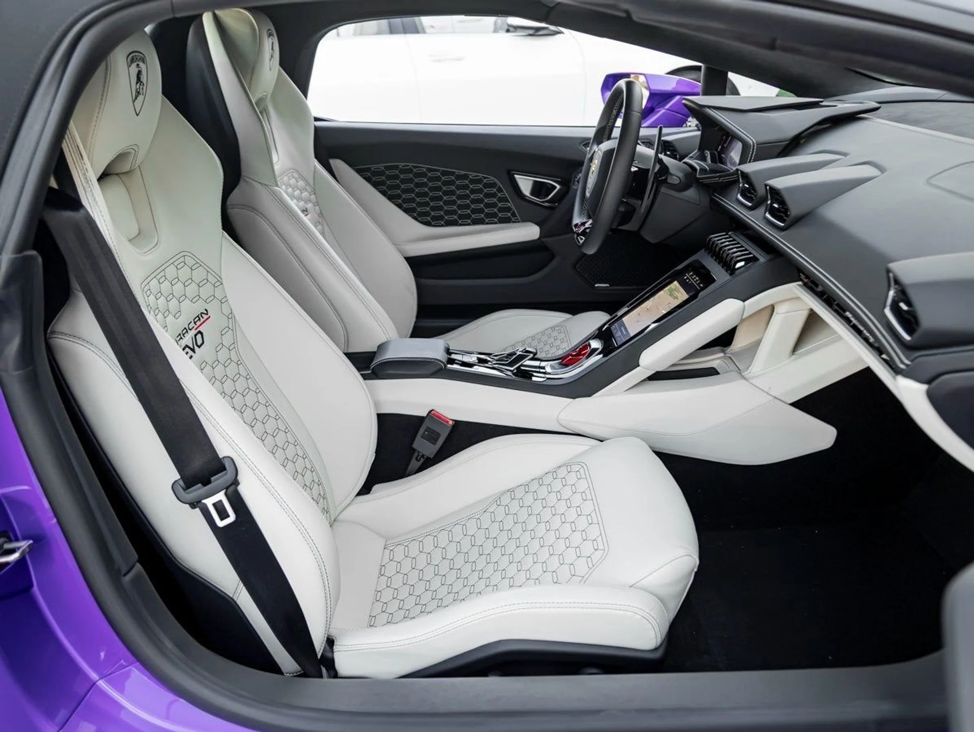 mph023_916812154_24_c6113da689