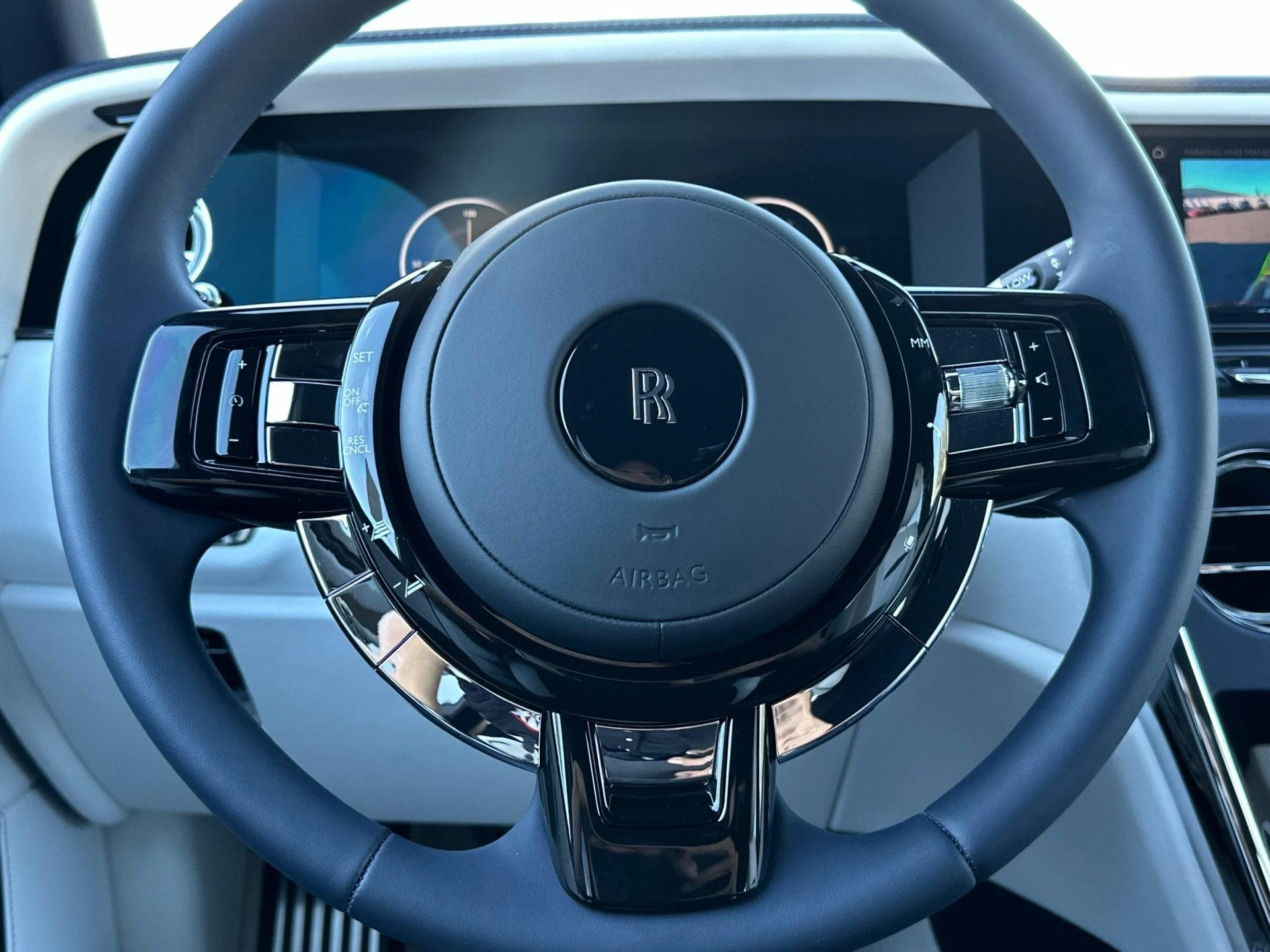 mph023_919799470_New_2025_Rolls_Royce_Cullinan_1761746931_2de957c94b