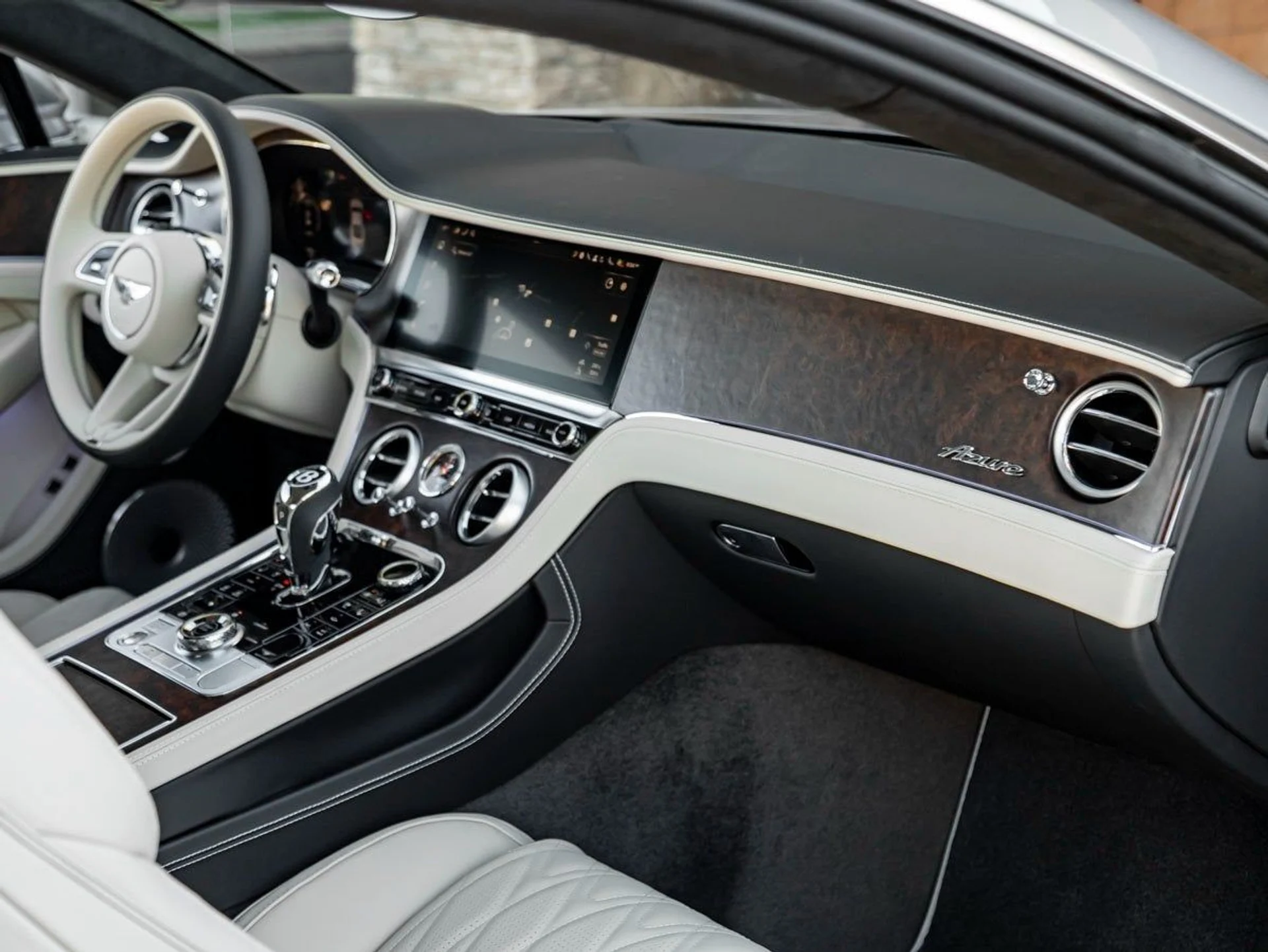 mph023_919825755_24_2621a1faf2