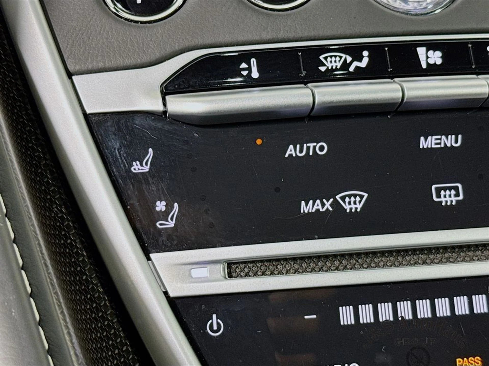 mph023_923168910_bnhh1fwystqanriotj0vot6gh7h3_55d65d2304