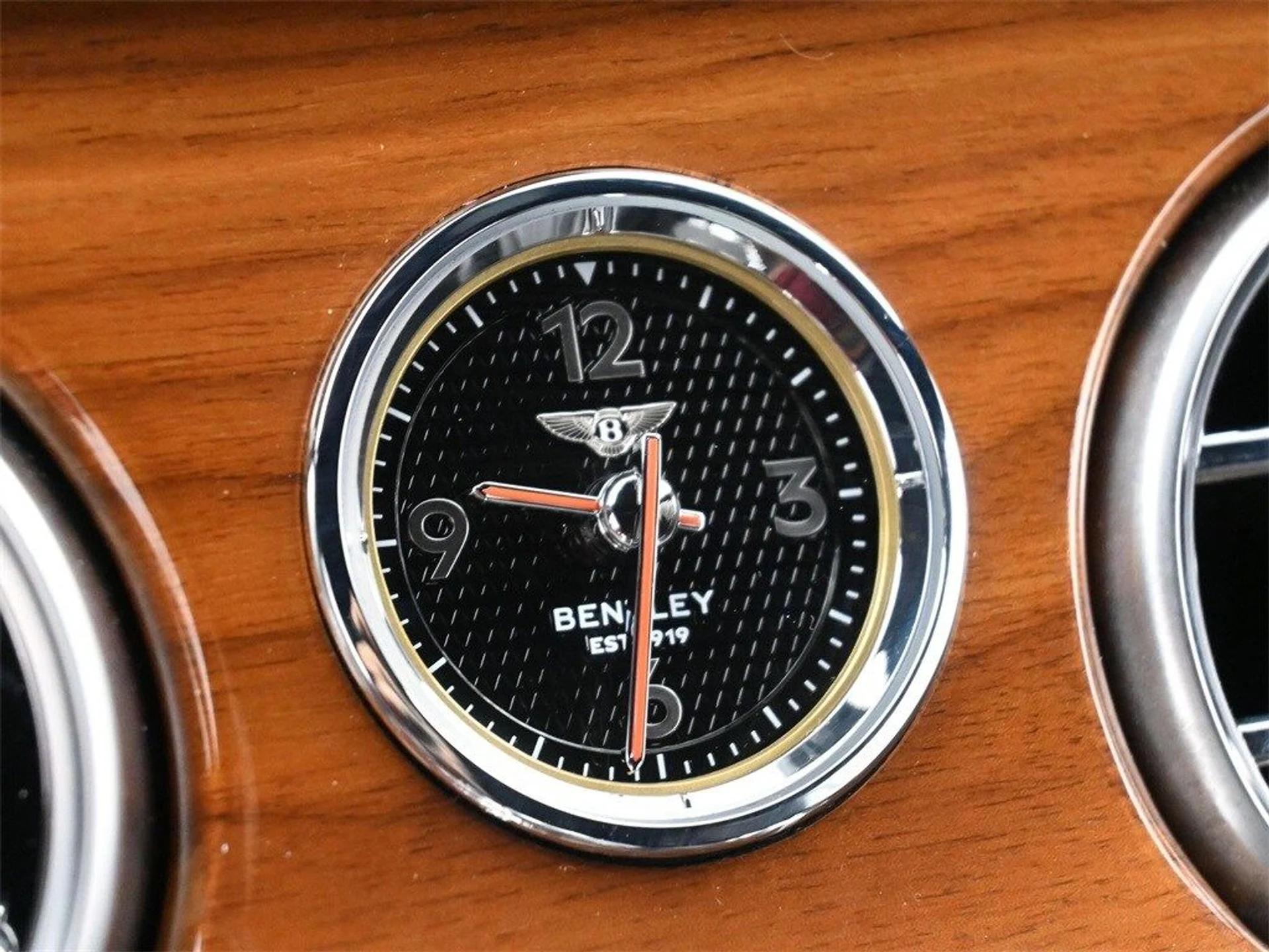 mph023_924501592_d50162174251c8b8a182e975635c9ee9x_d9a3319151