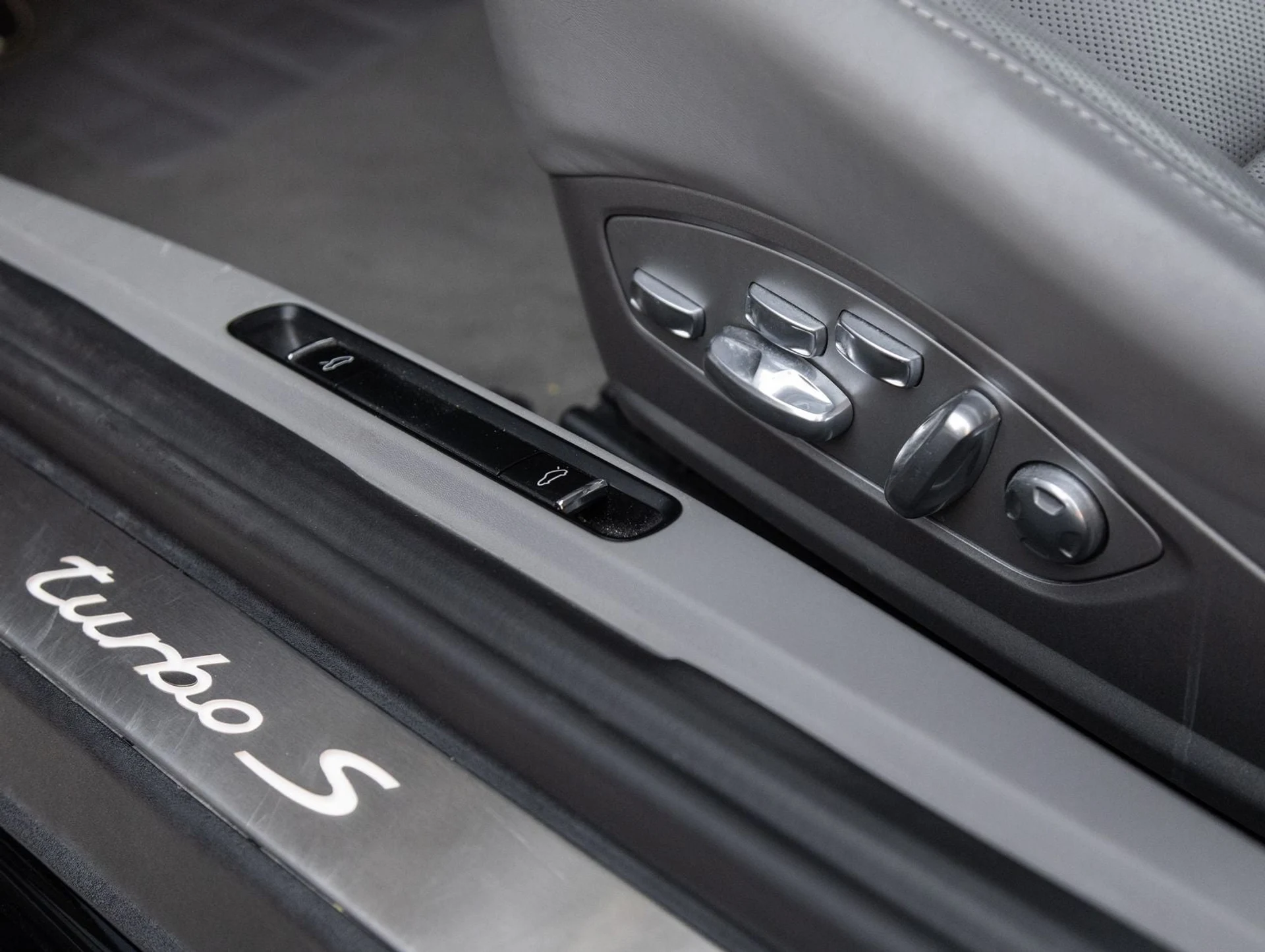 mph023_925243832_24_62641703f2