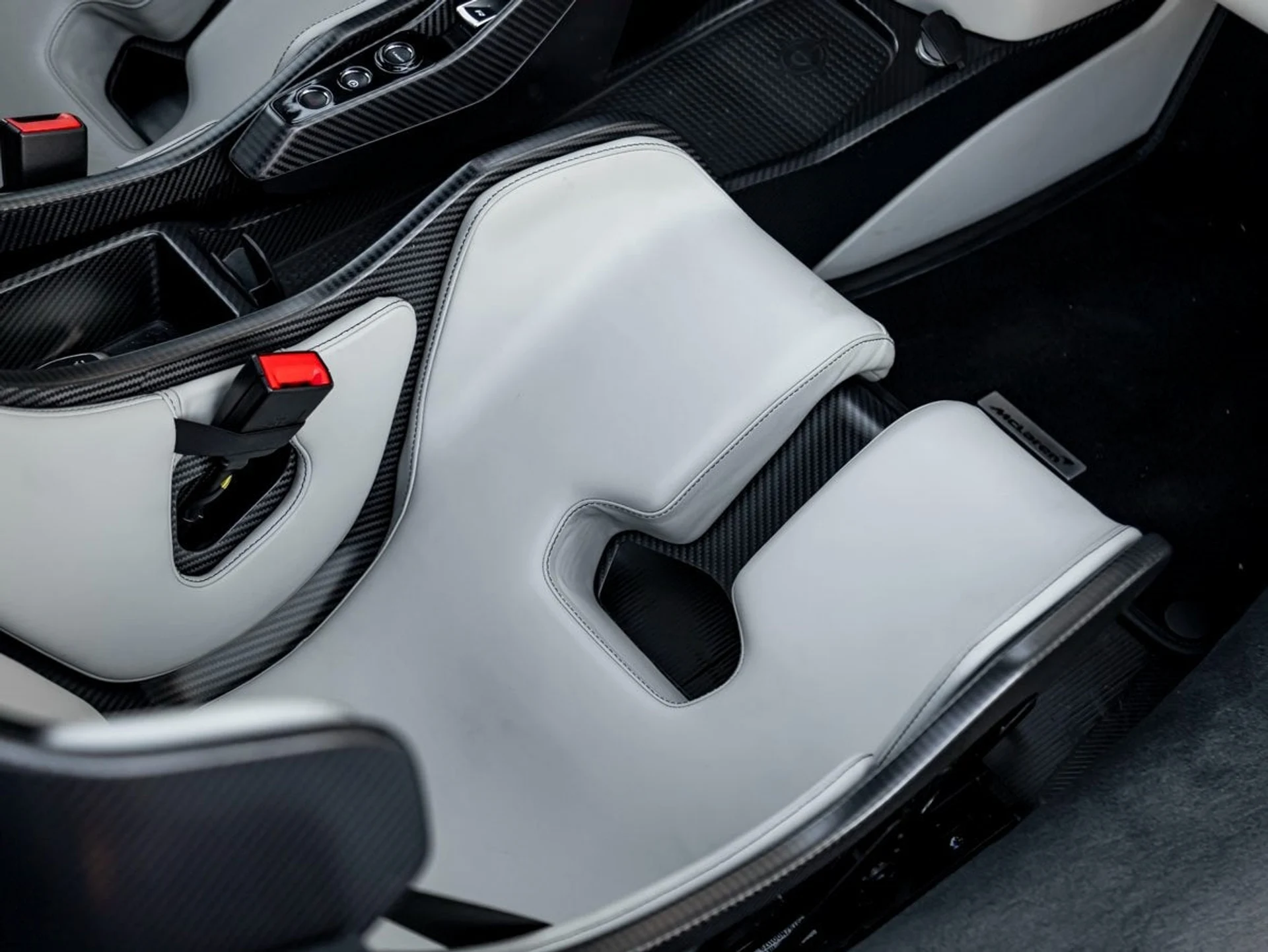 mph023_925877907_24_4d72e47c13