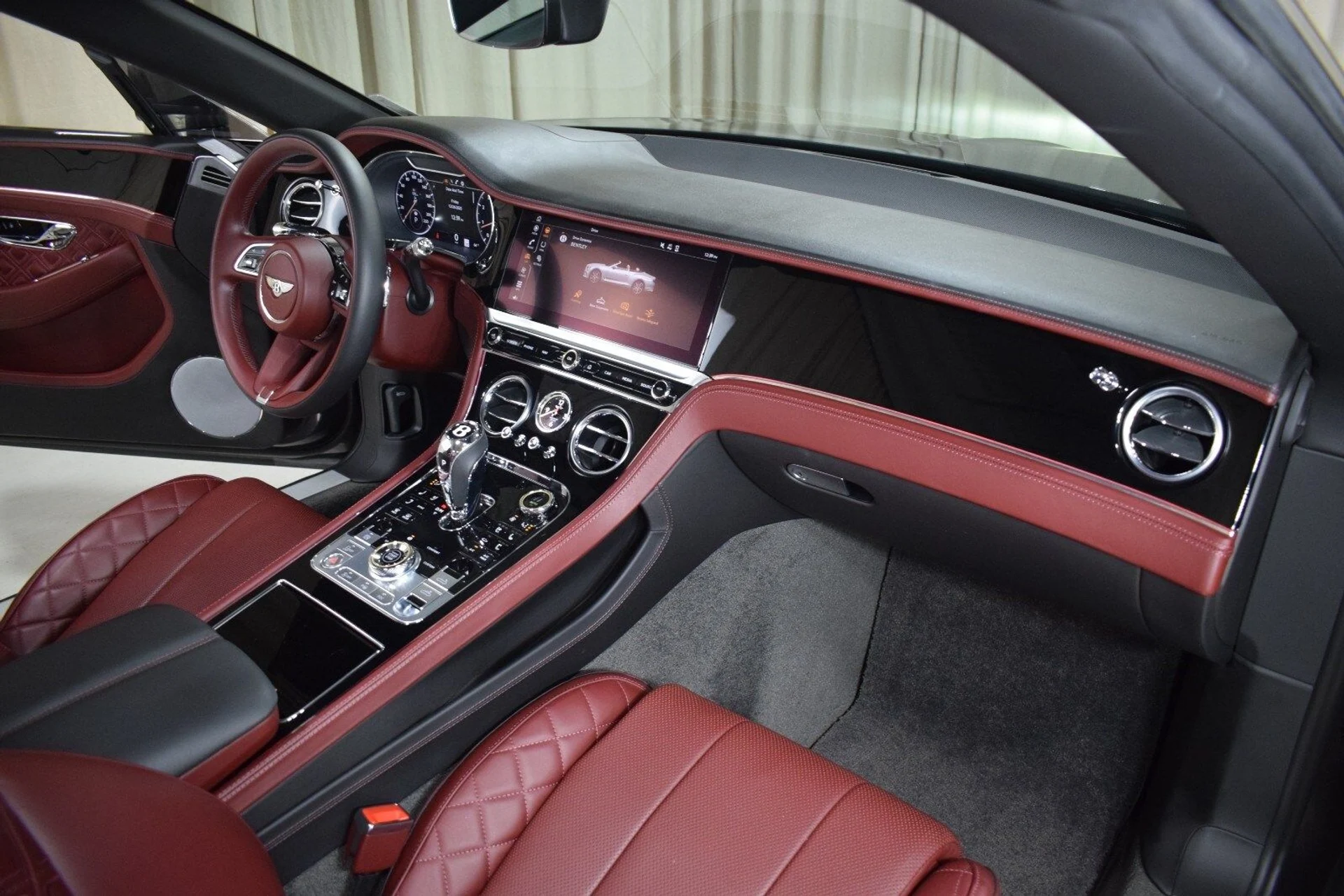 mph023_927514433_b6dc26d22a70caca256686c98f03d02ex_873a93d5b1