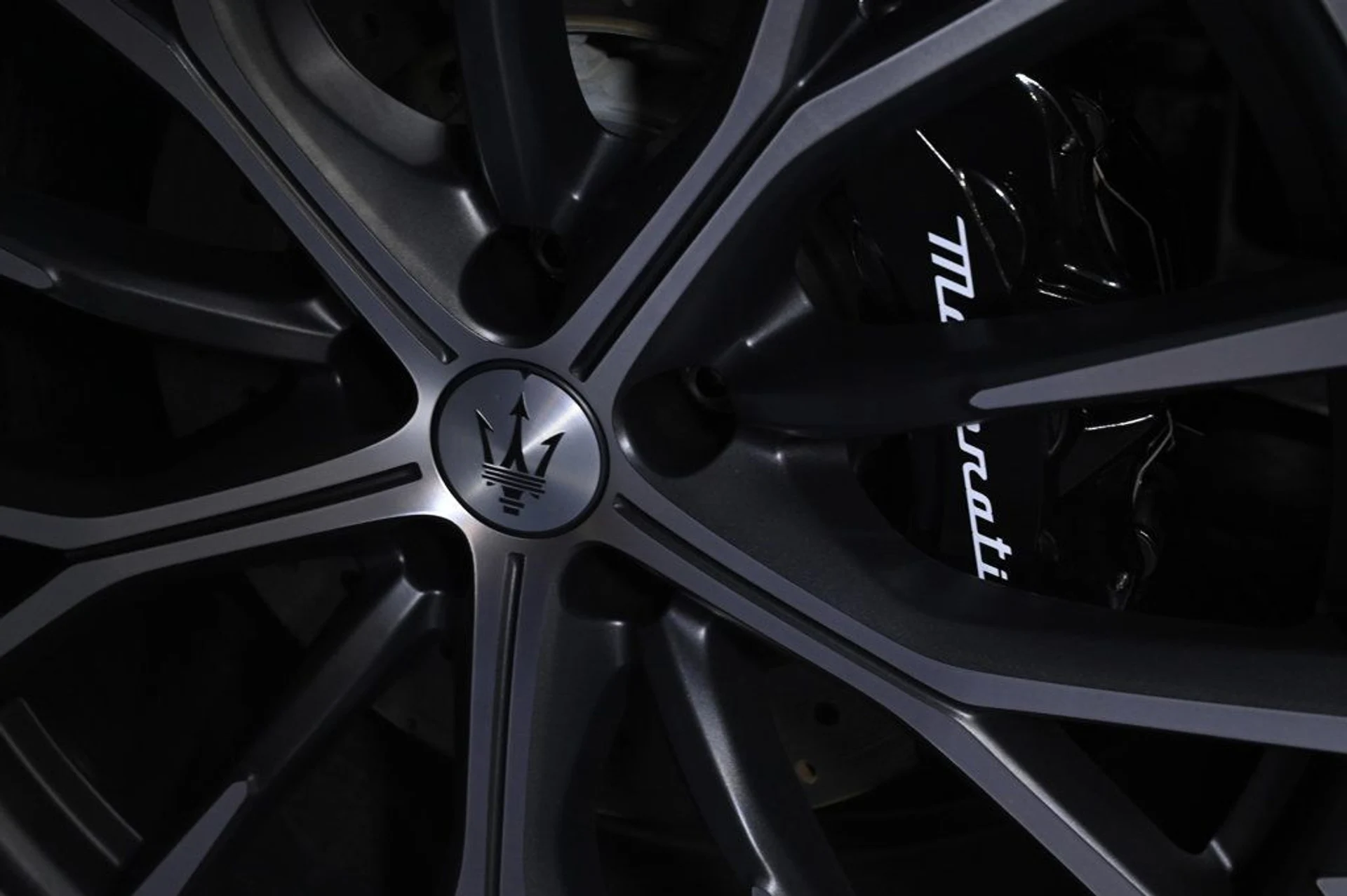 mph023_92822572_new_2026_maserati_grecale_modenaawd_11350_22995345_24_1024_11b3bedd30