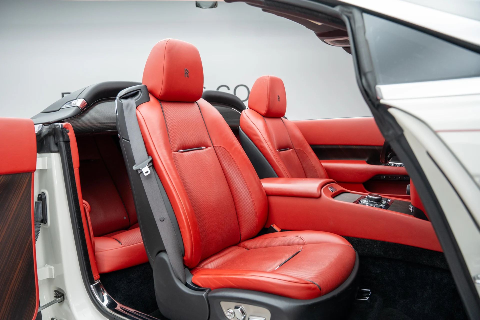 mph023_928507950_CB_3582_20_20interior_204_3708c7c1ee